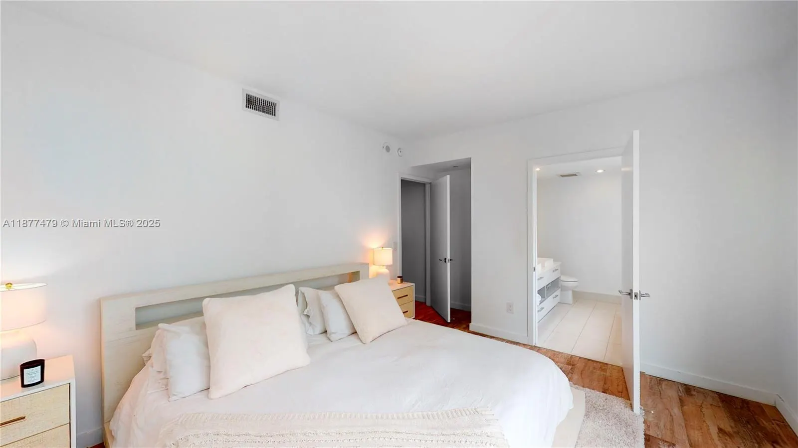 650 NE 32ND ST, #4607