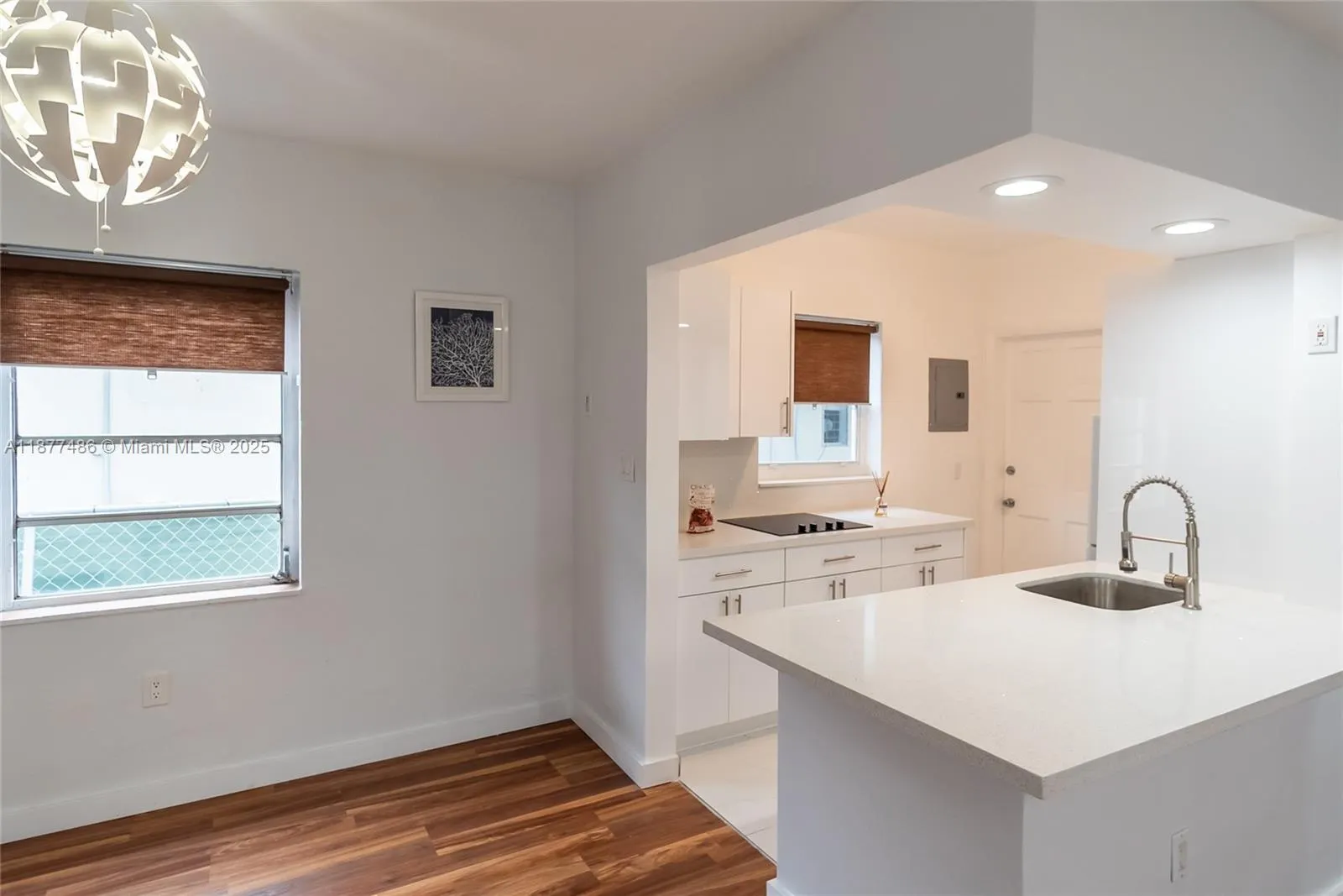 1205 Marseille Dr, #27