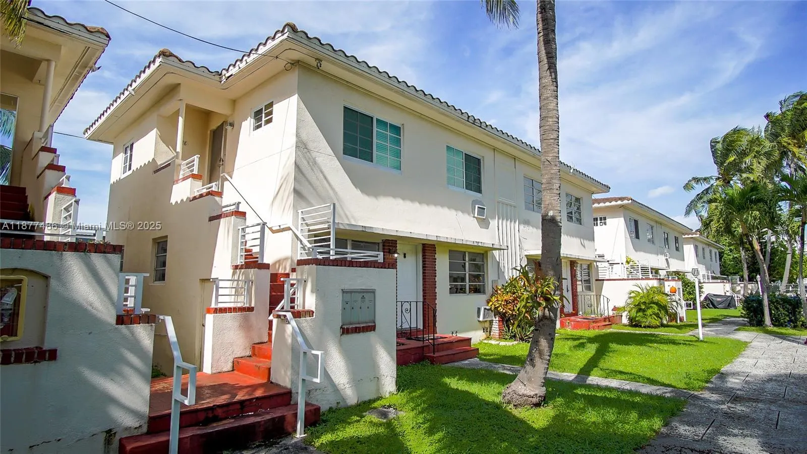 1205 Marseille Dr, #27