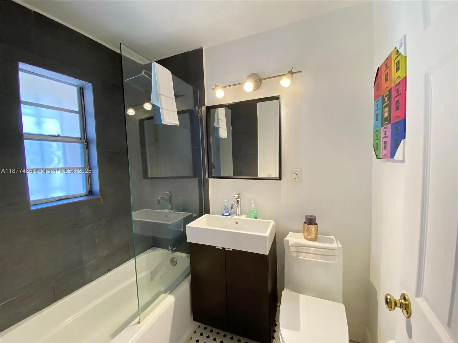 1205 Marseille Dr, #27