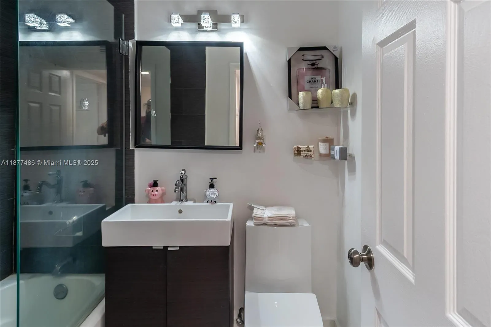 1205 Marseille Dr, #27