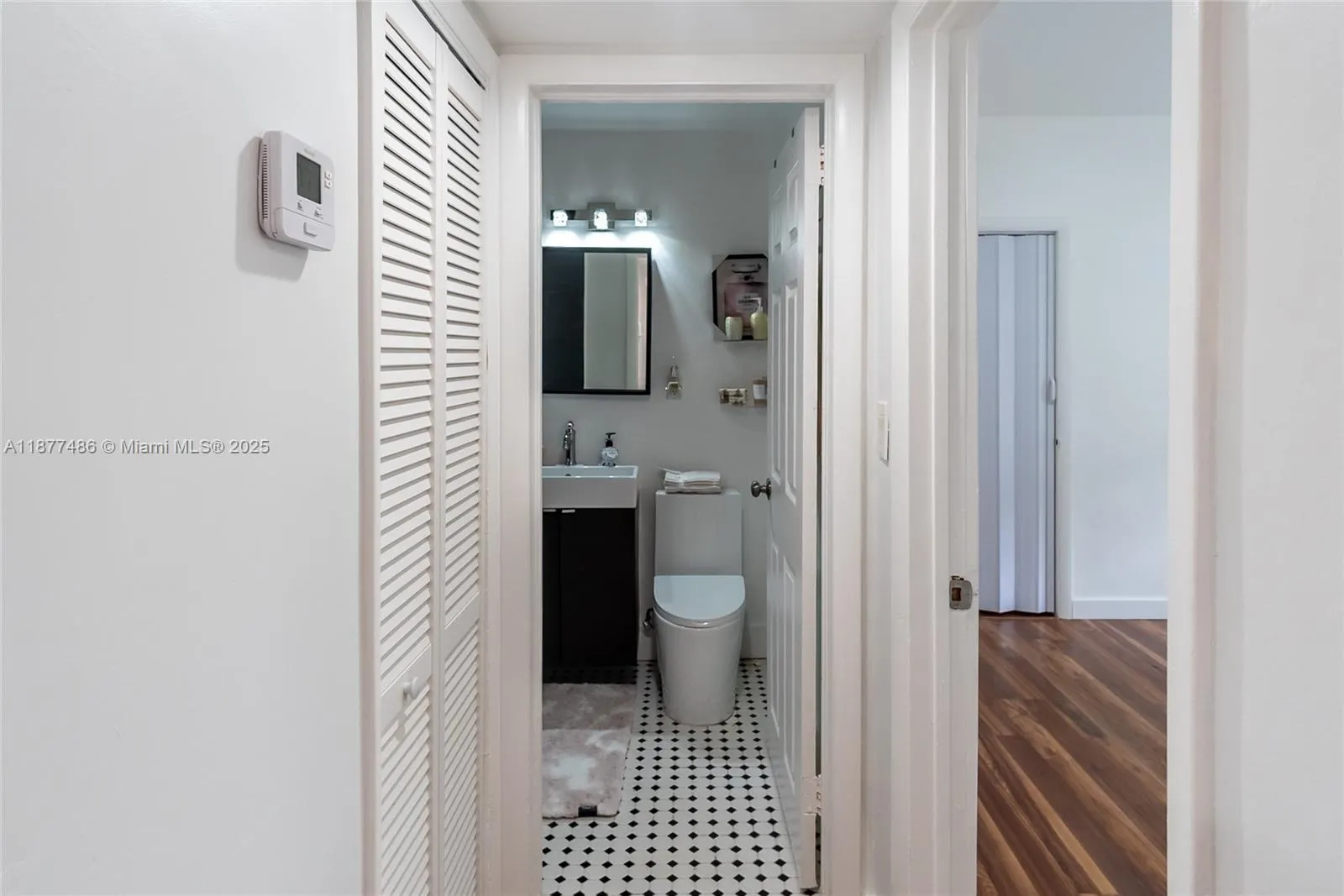 1205 Marseille Dr, #27