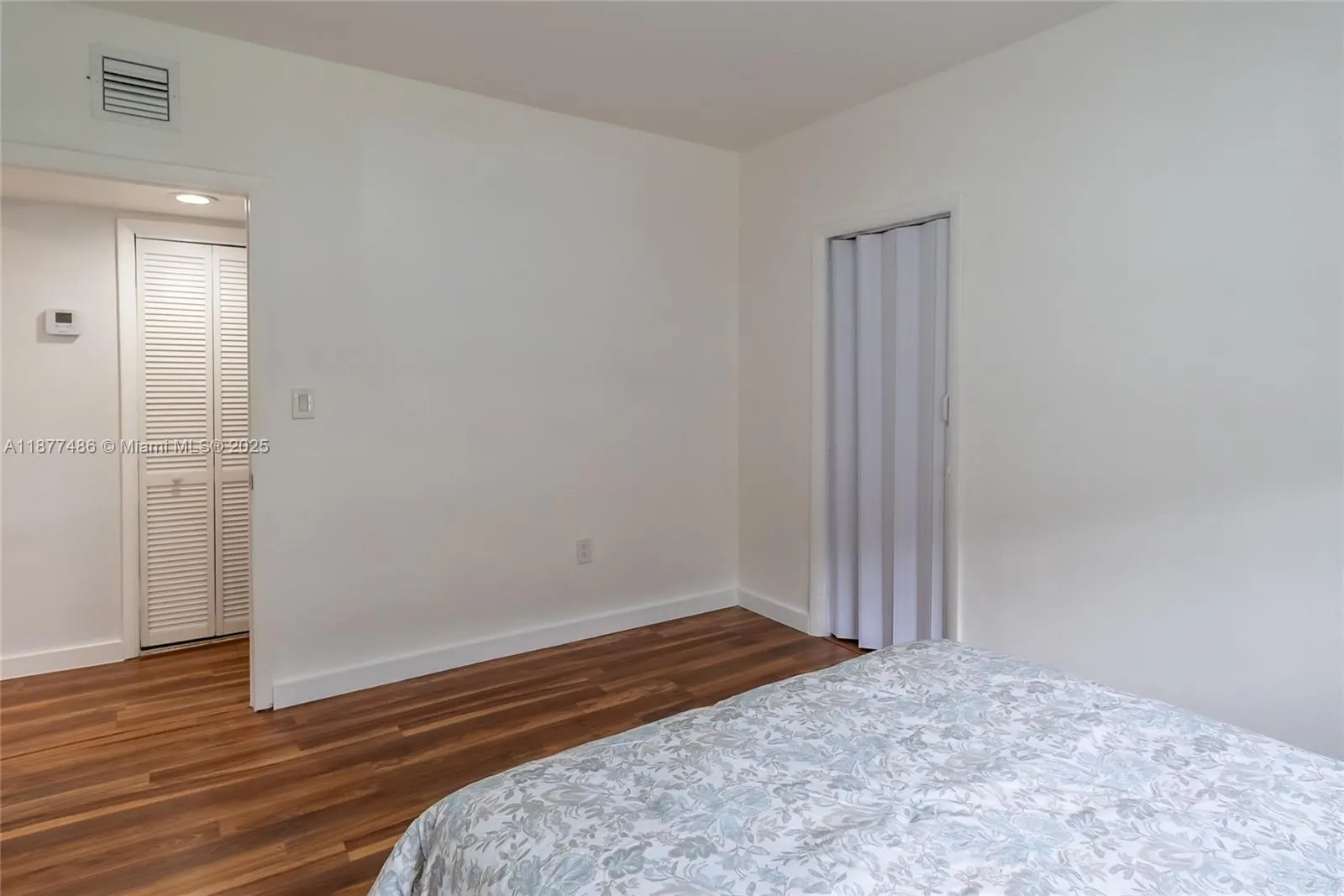 1205 Marseille Dr, #27