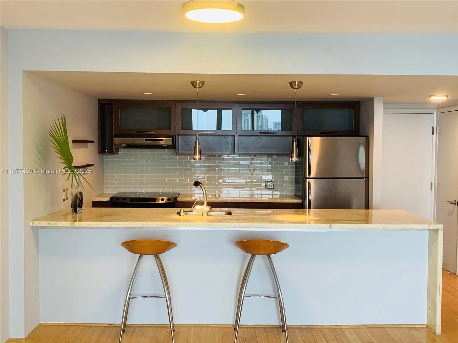 5 Island Ave, #11F