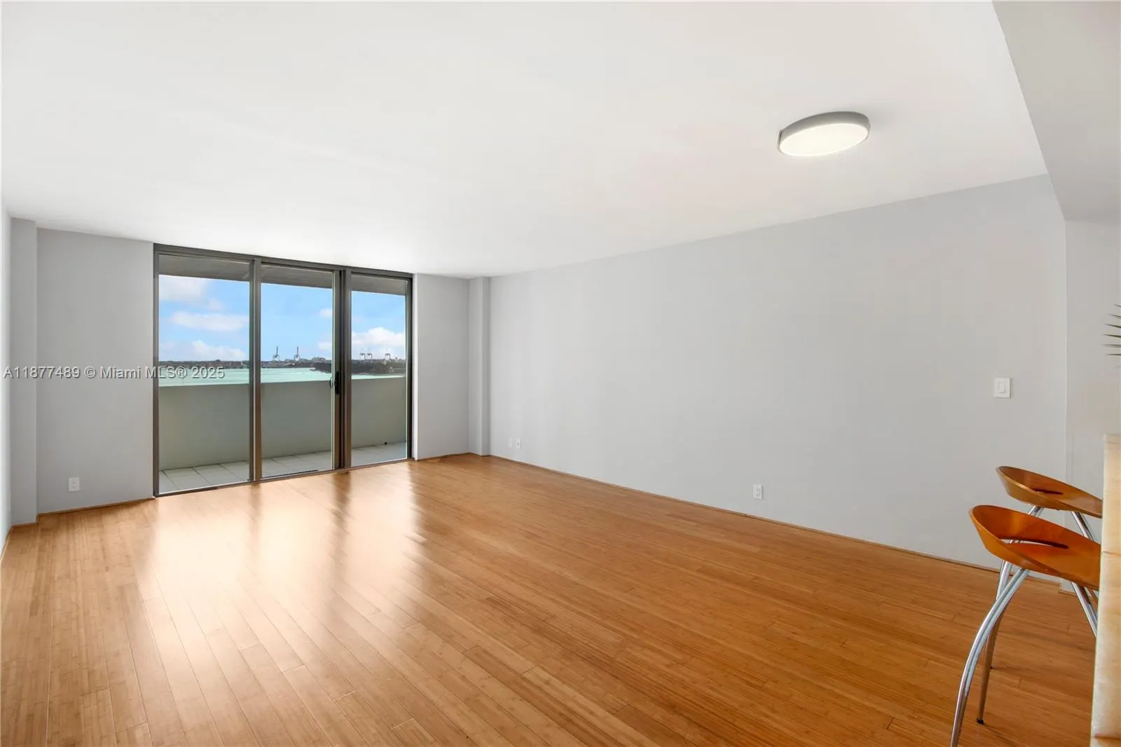 5 Island Ave, #11F