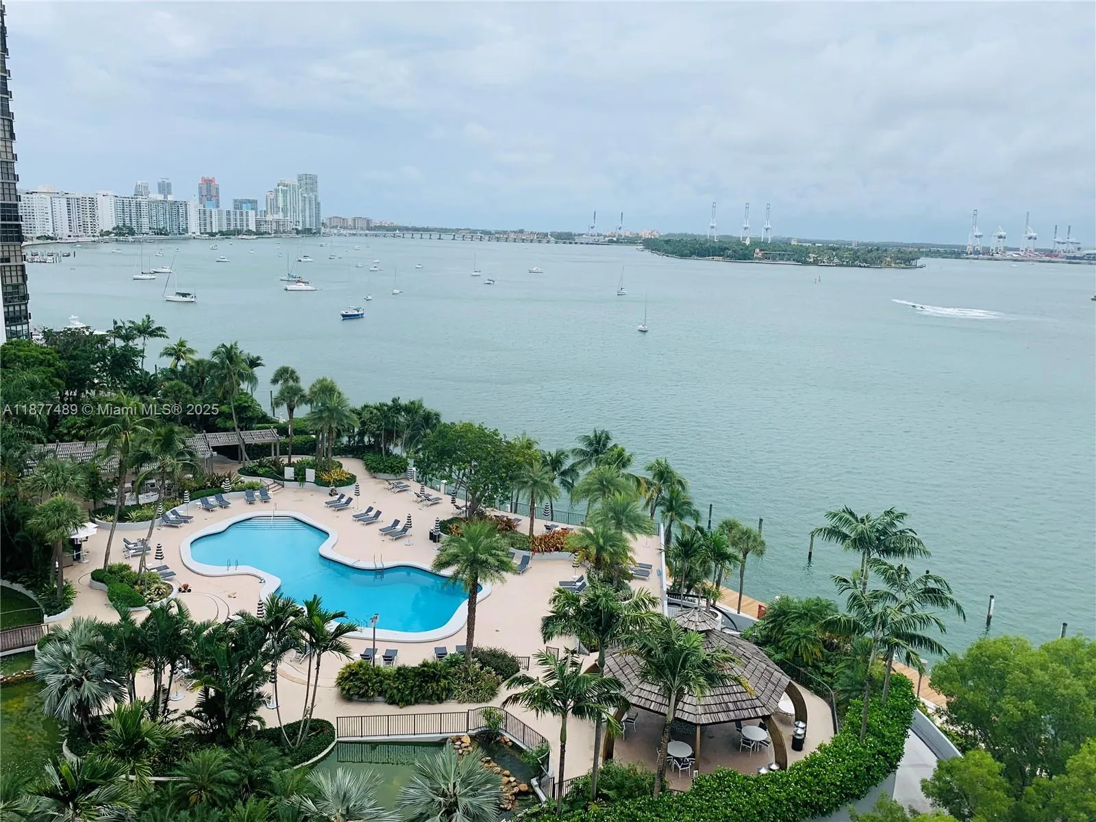 5 Island Ave, #11F