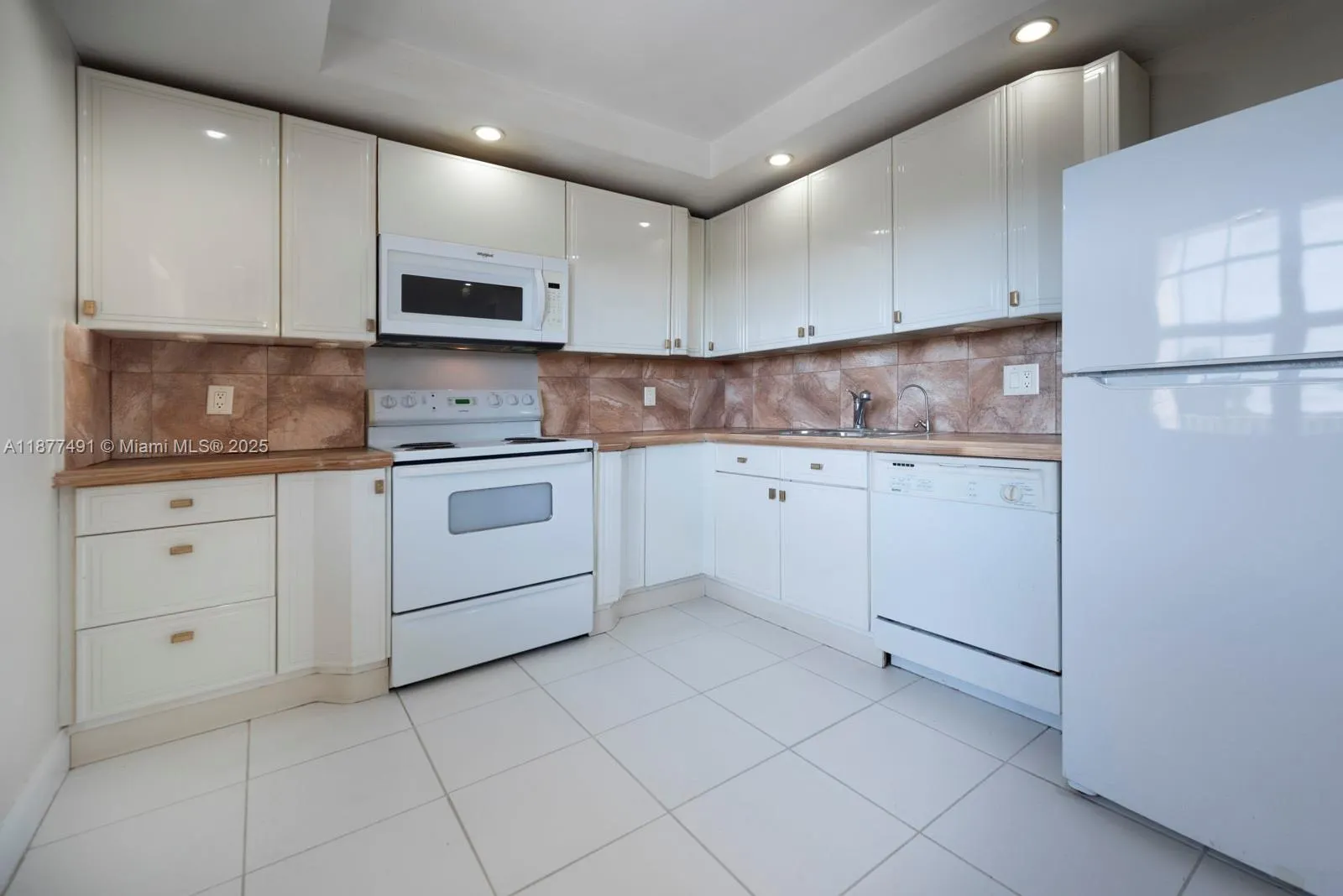 800 Cypress Grove Dr, #509