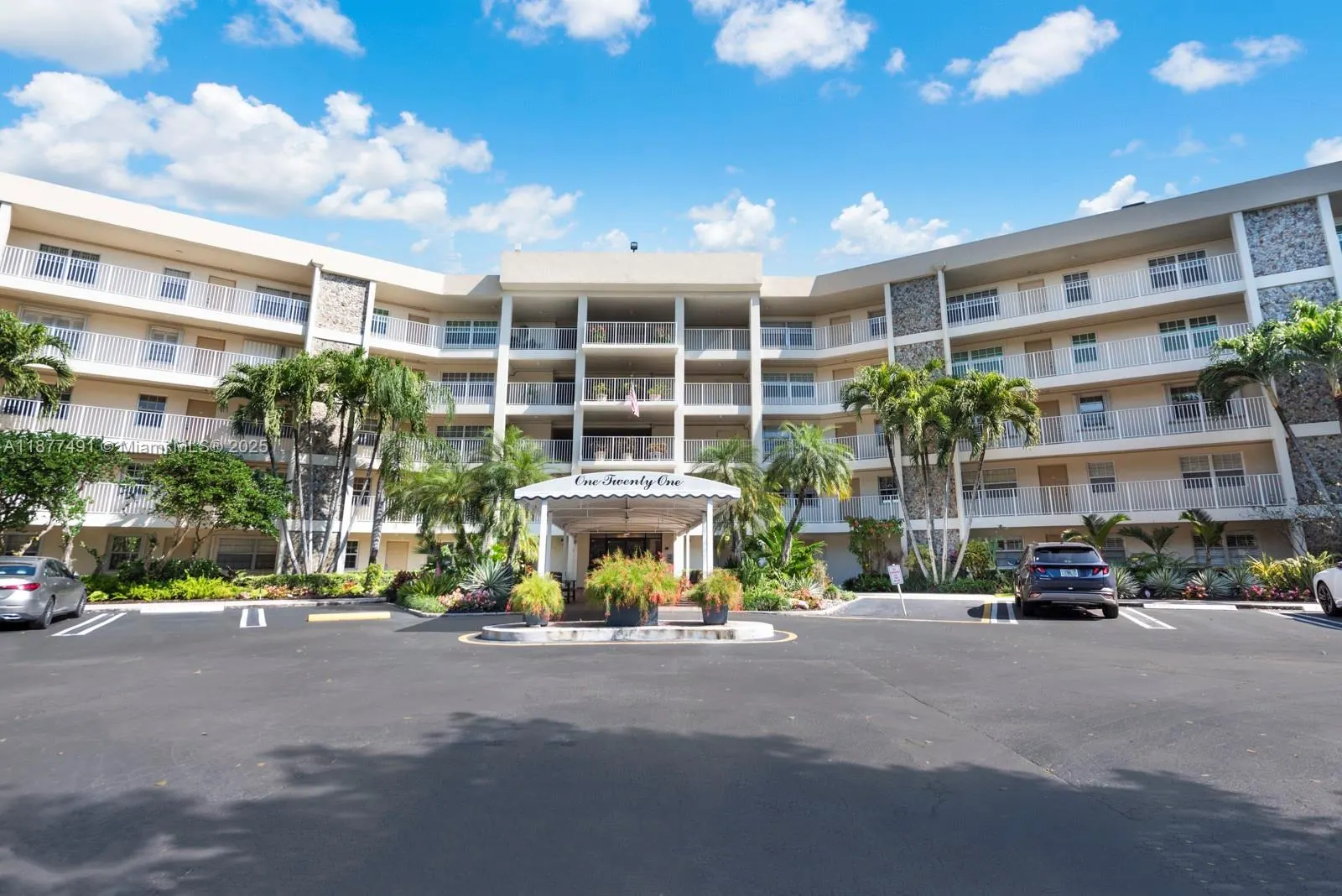 800 Cypress Grove Dr, #509