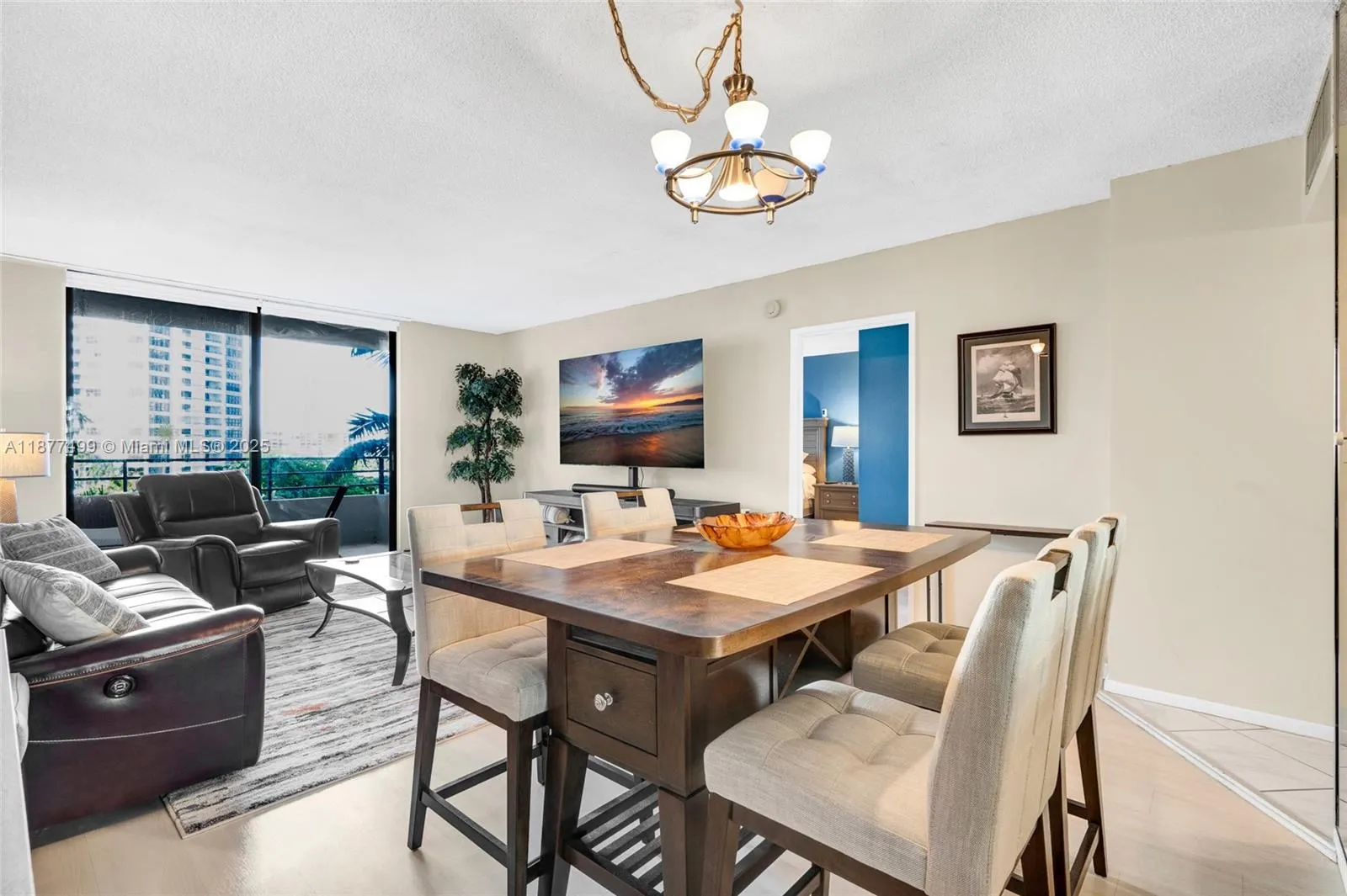 500 Three Islands Blvd, #320