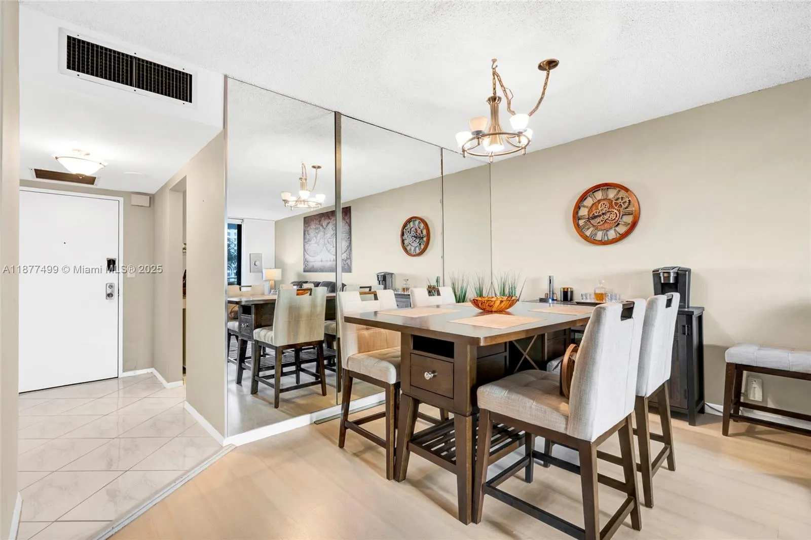 500 Three Islands Blvd, #320