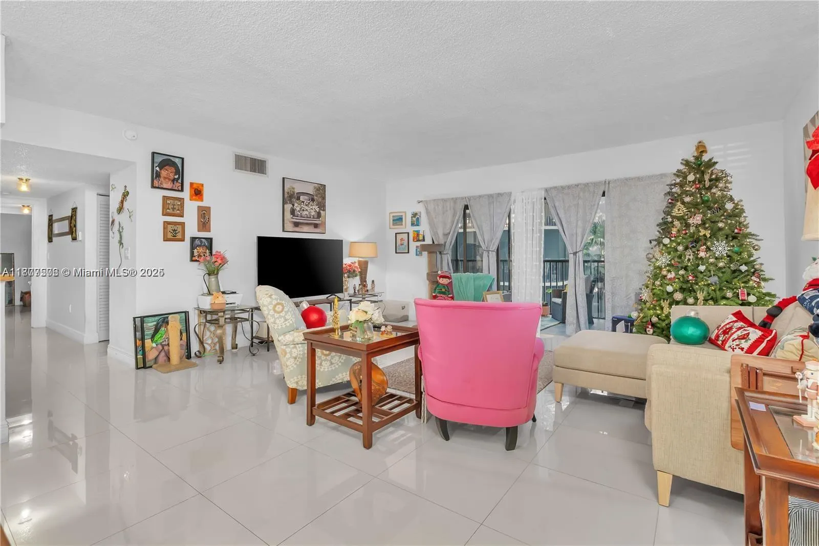 491 Ives Dairy Rd, #202-5