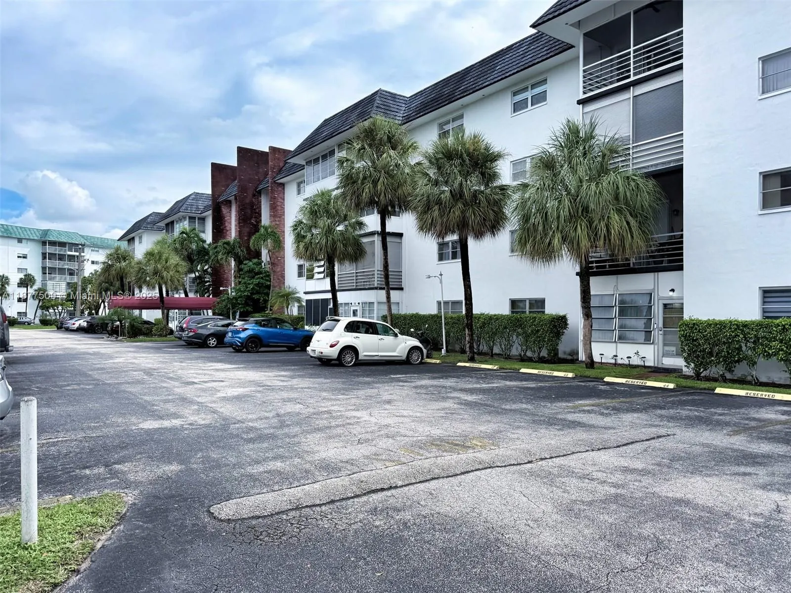 4740 NW 21st St, #207