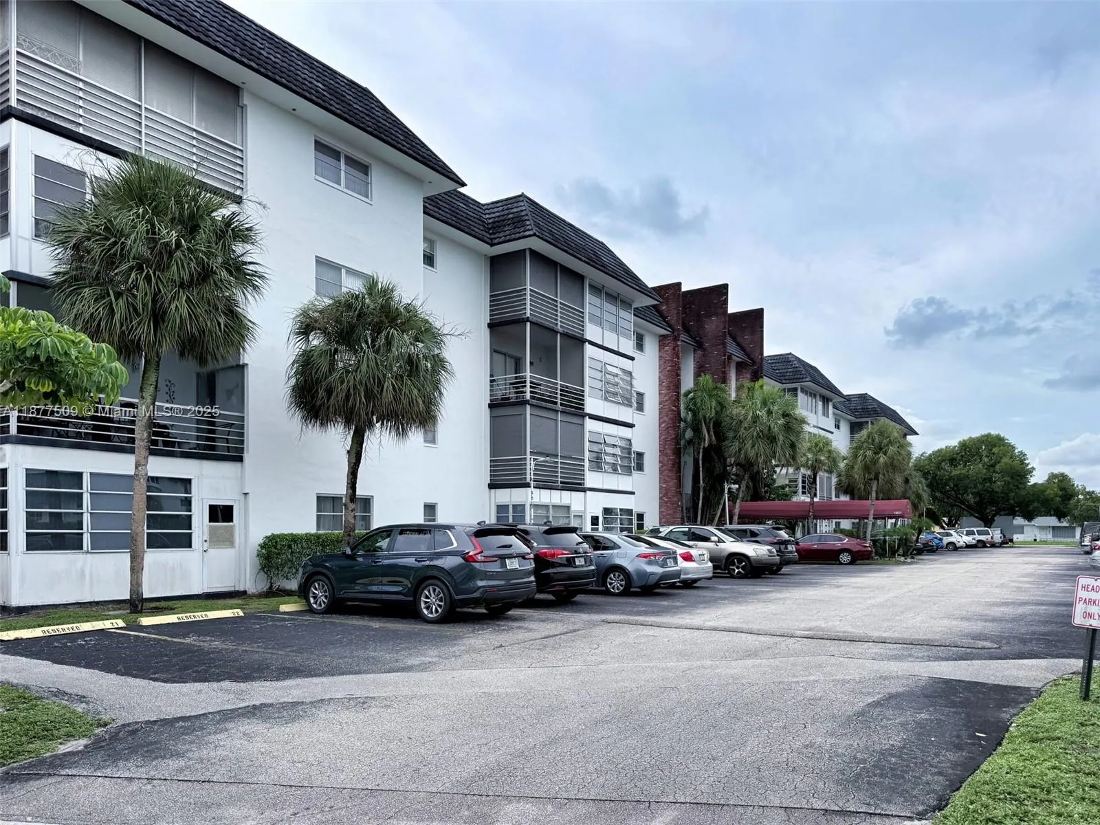 4740 NW 21st St, #207