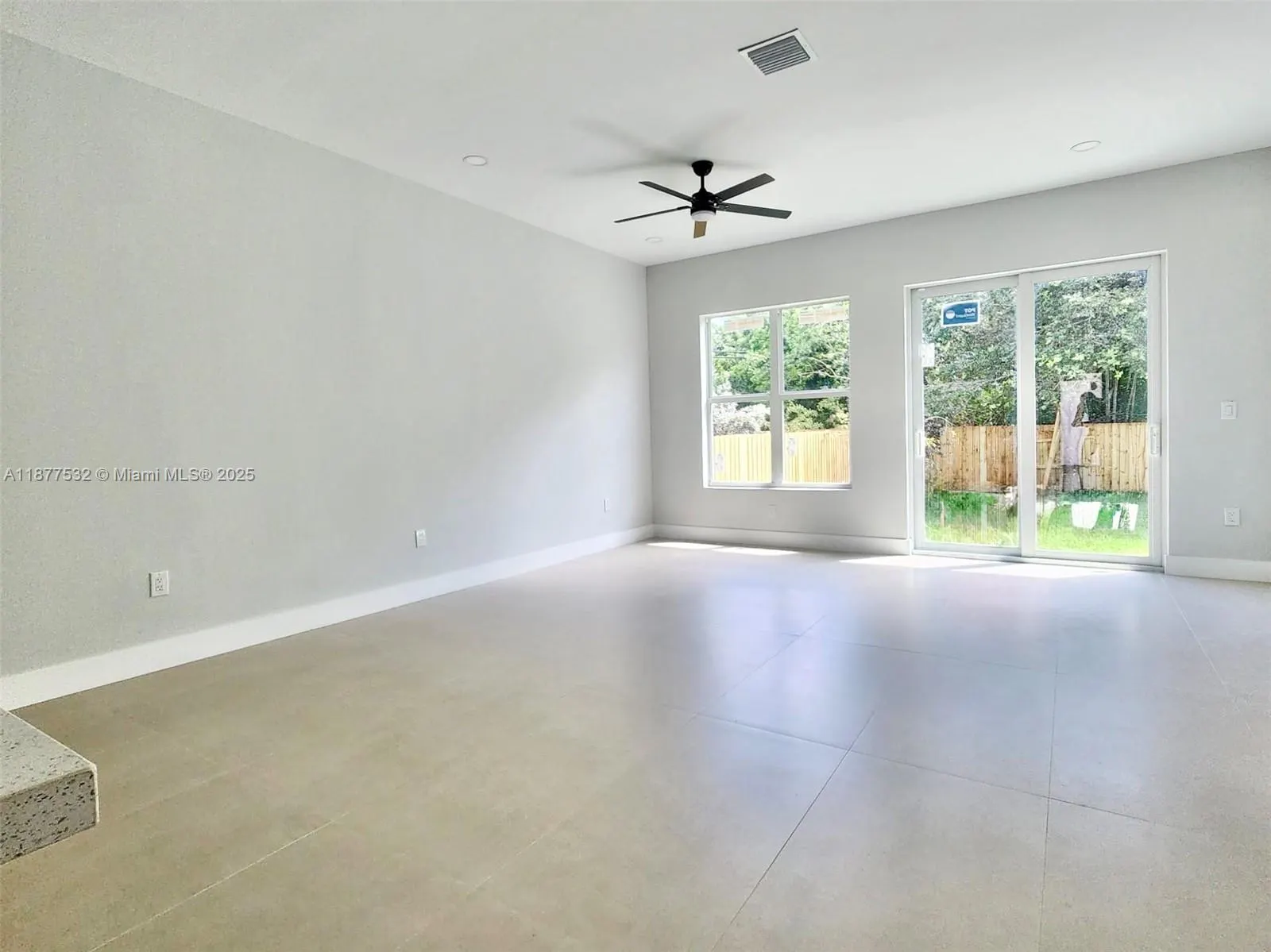 1212 NW 4th Ave