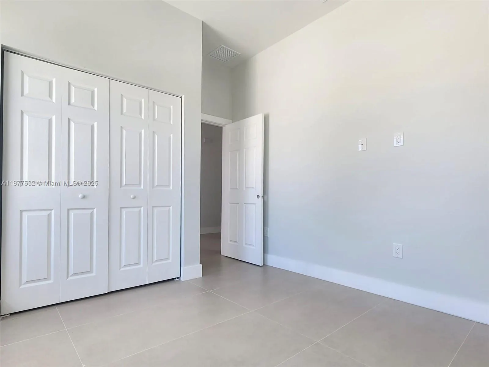 1212 NW 4th Ave