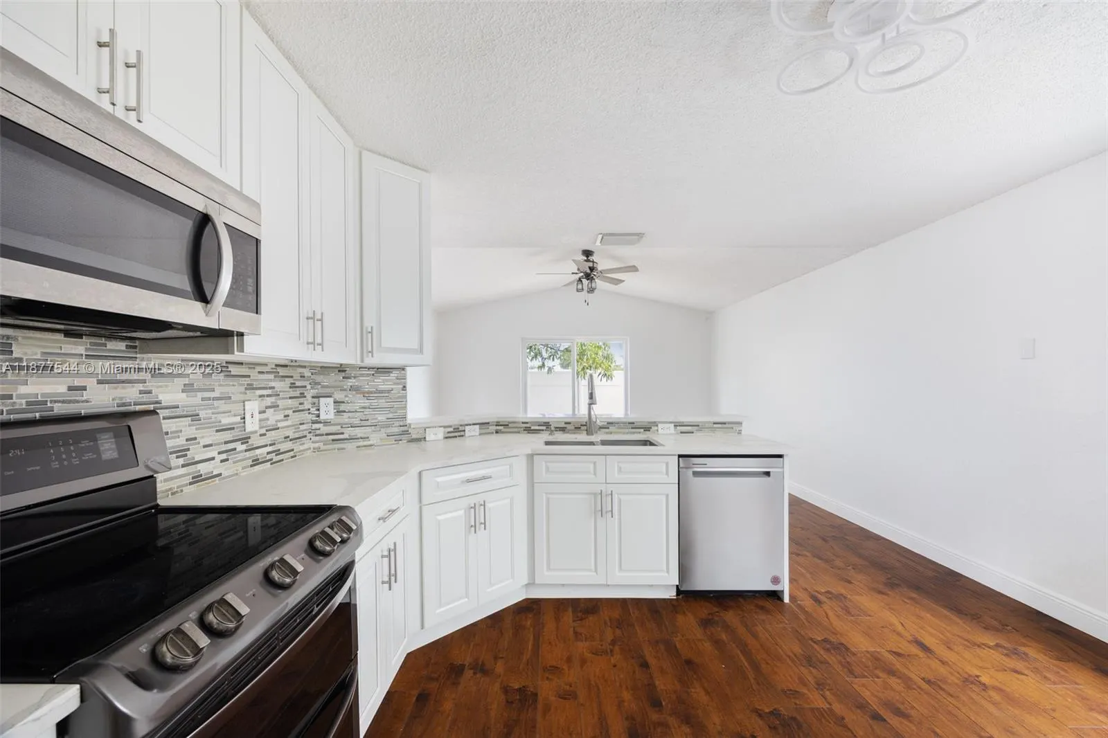 8317 Bermuda Sound Way