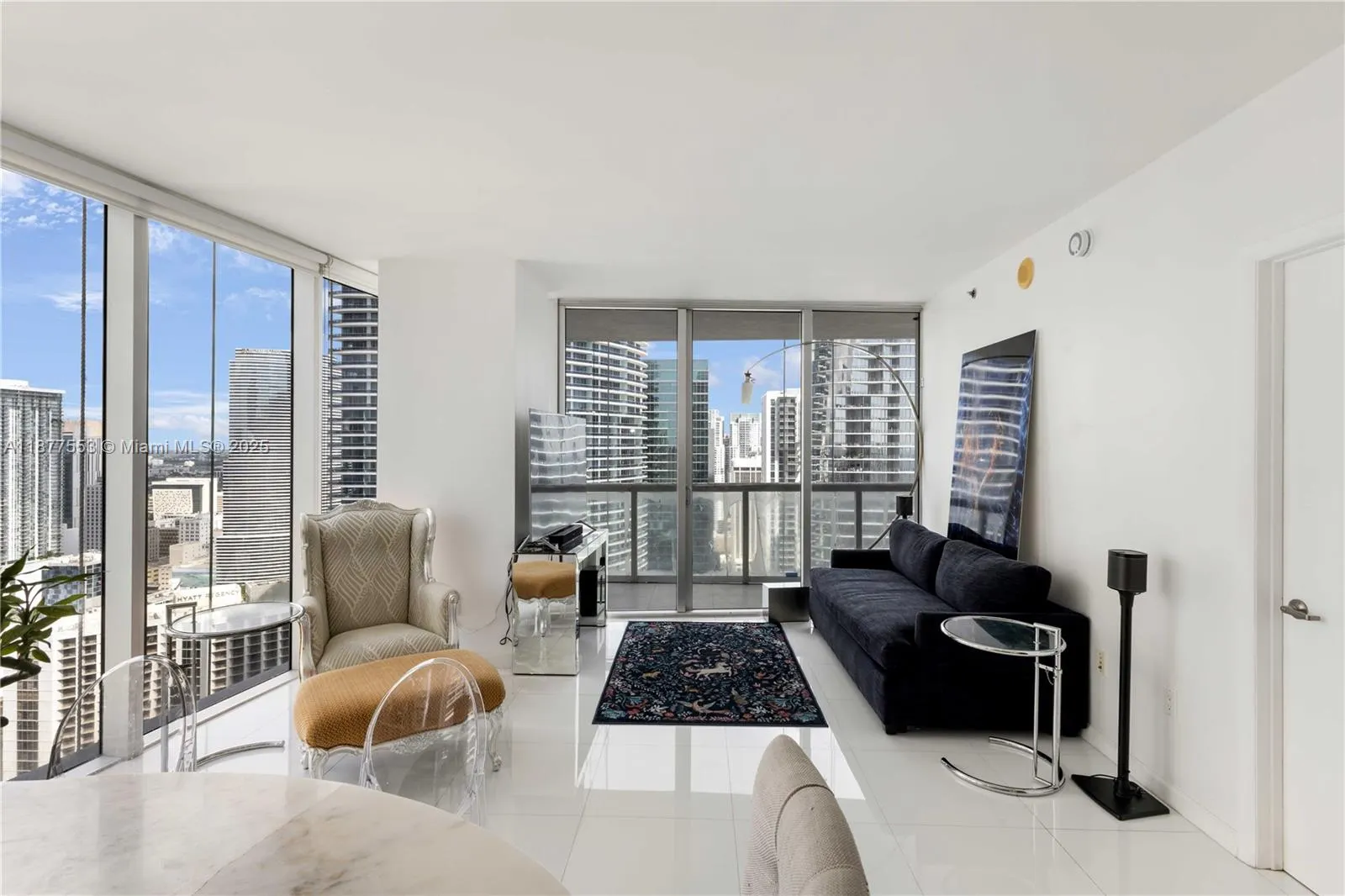 475 Brickell Ave, #4015