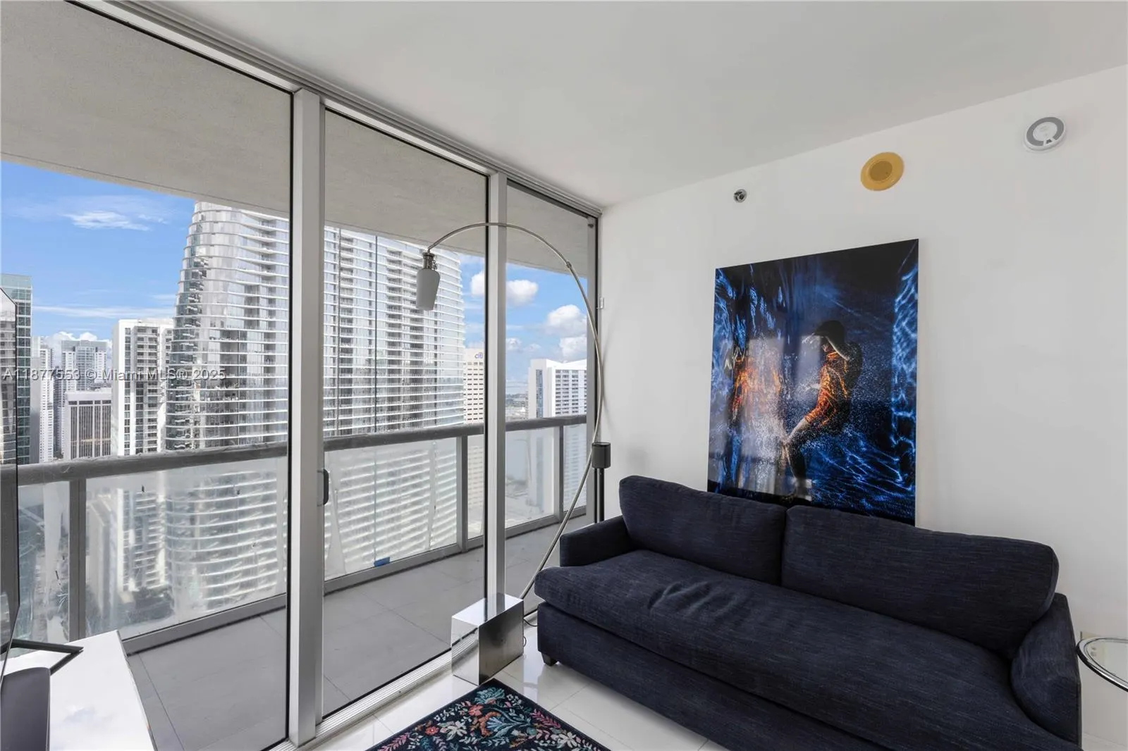 475 Brickell Ave, #4015