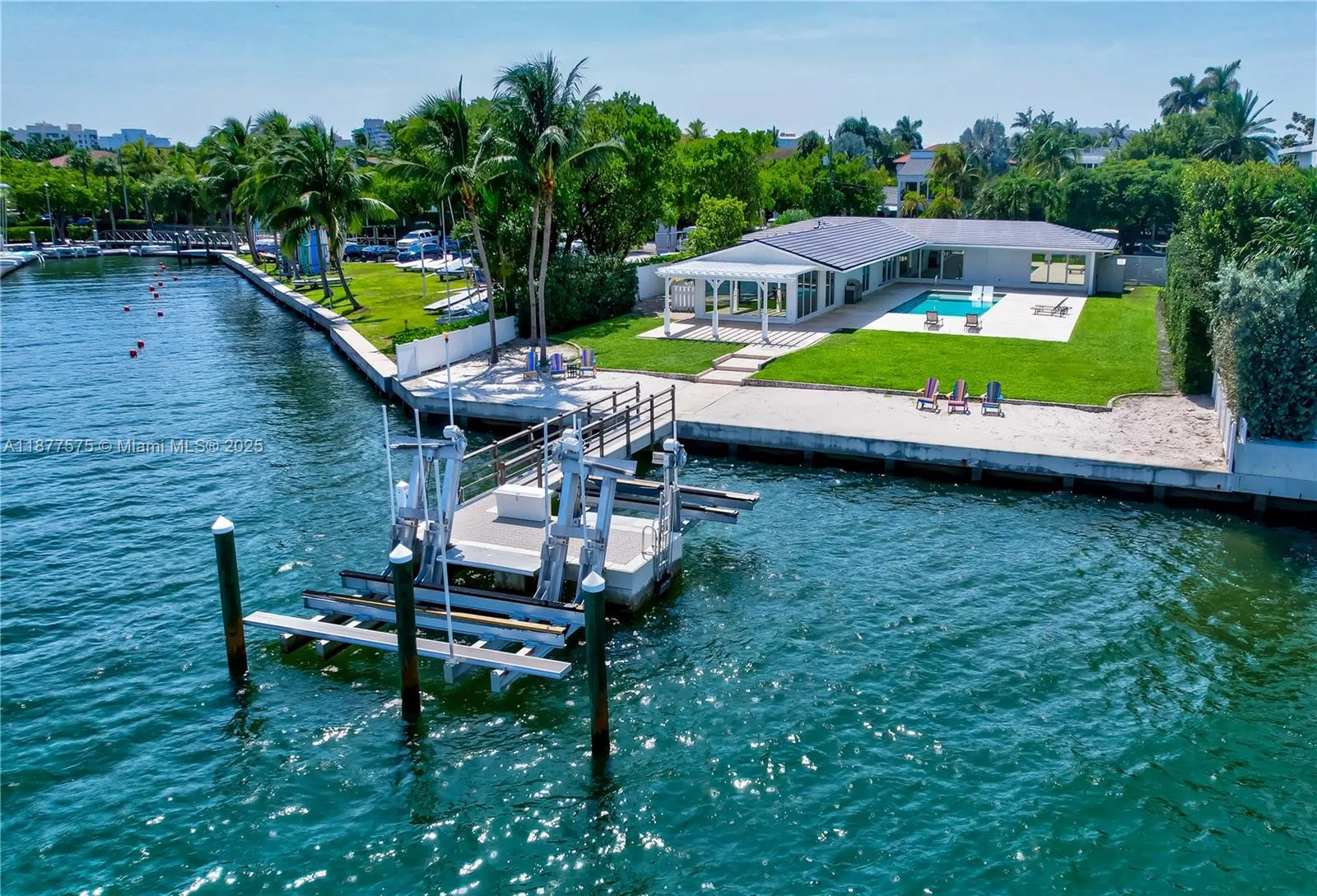 200 Harbor Dr