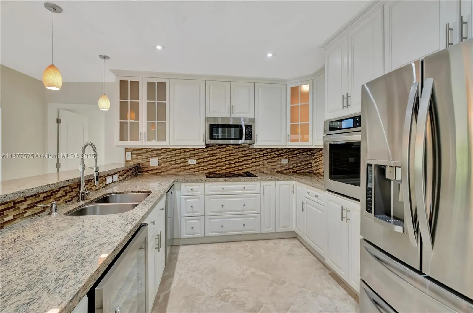 200 Harbor Dr