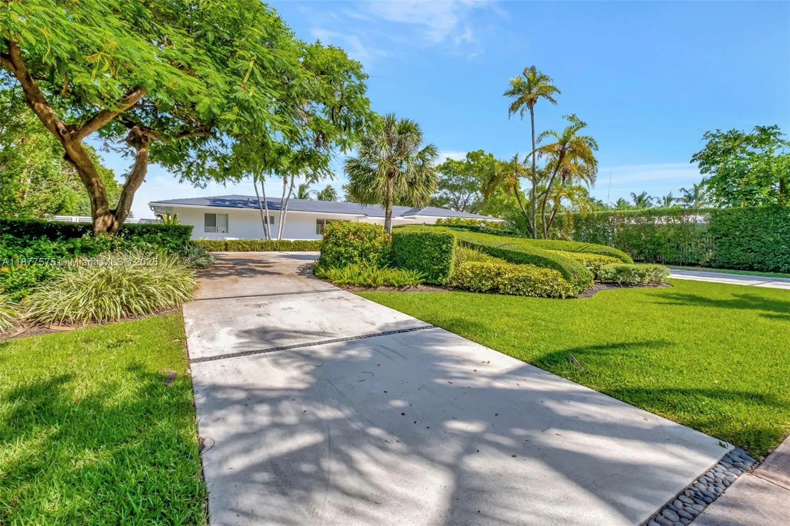 200 Harbor Dr