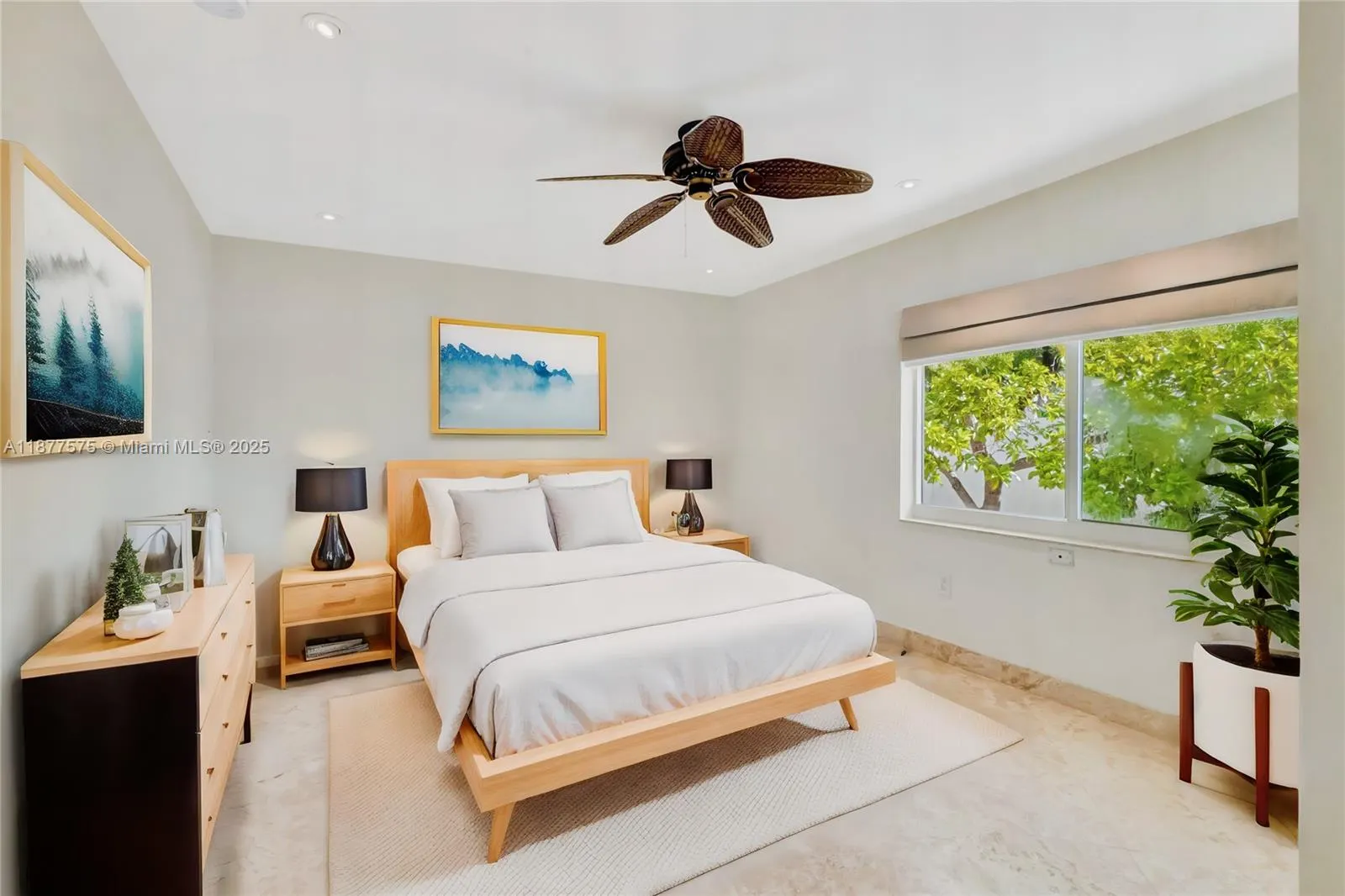 200 Harbor Dr