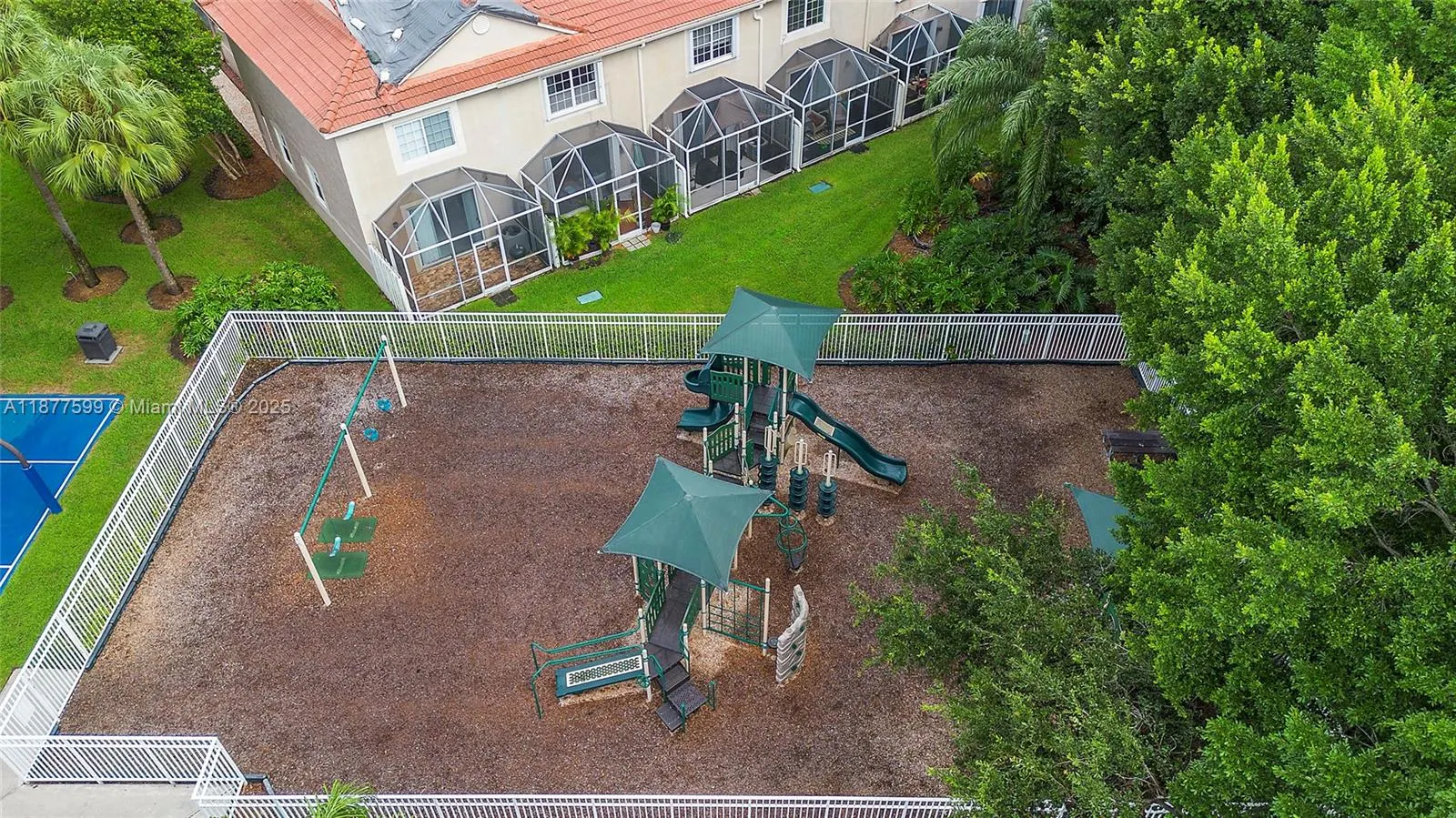 882 San Remo Dr