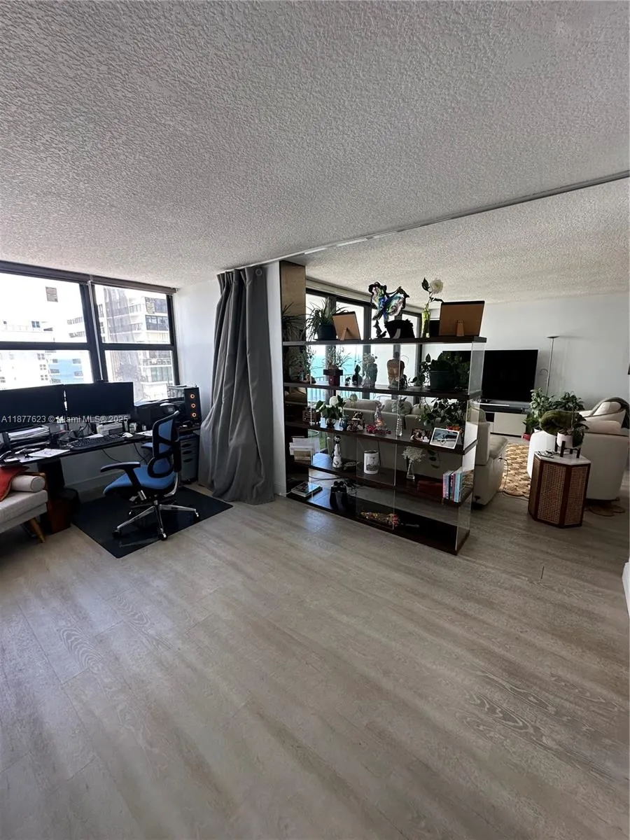 2401 S Ocean Dr, #2504