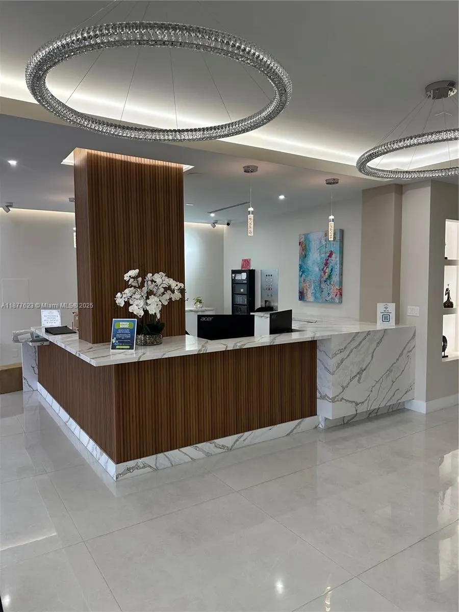 2401 S Ocean Dr, #2504