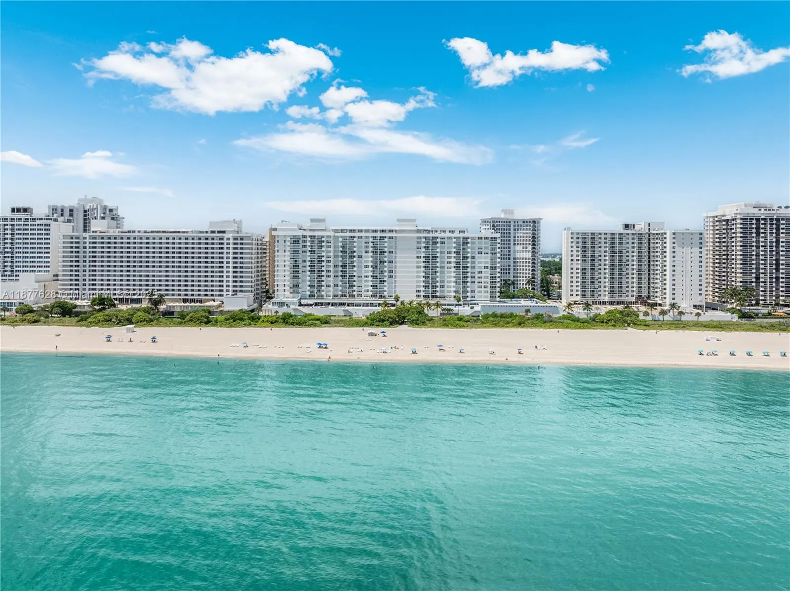 5601 Collins Ave, #1011