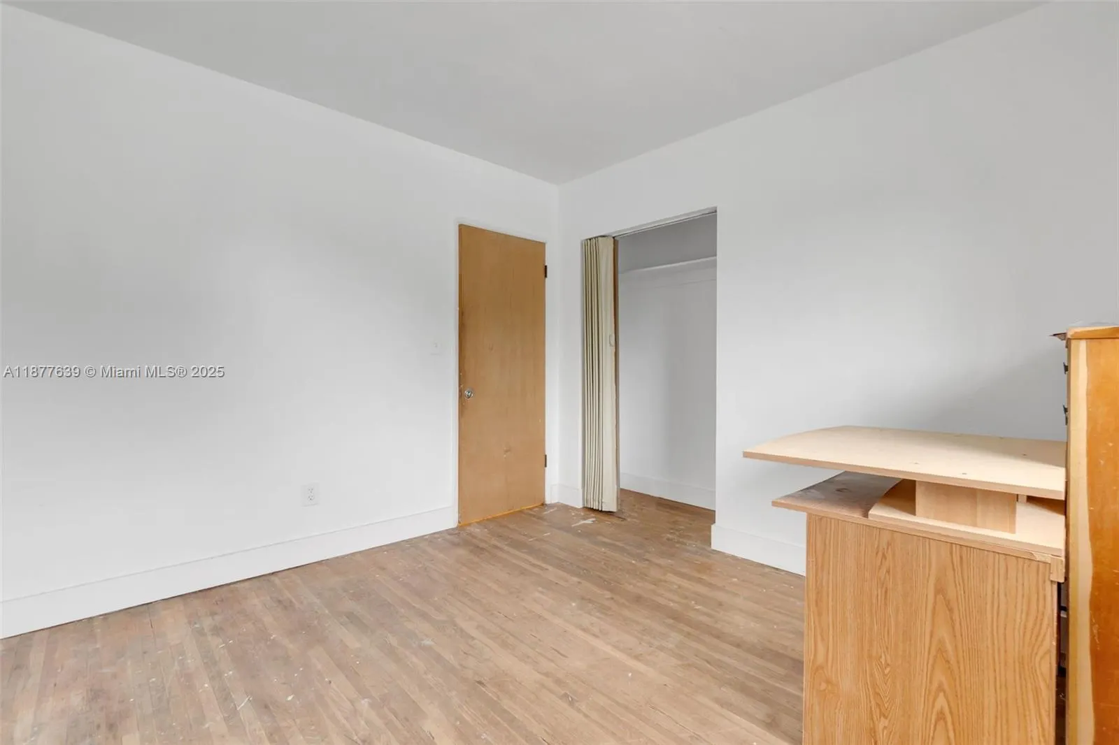 20400 NE 14th Ave