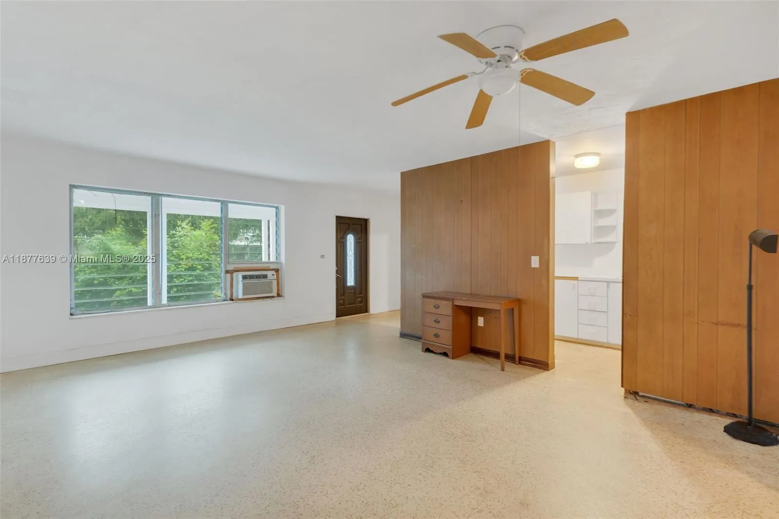 20400 NE 14th Ave