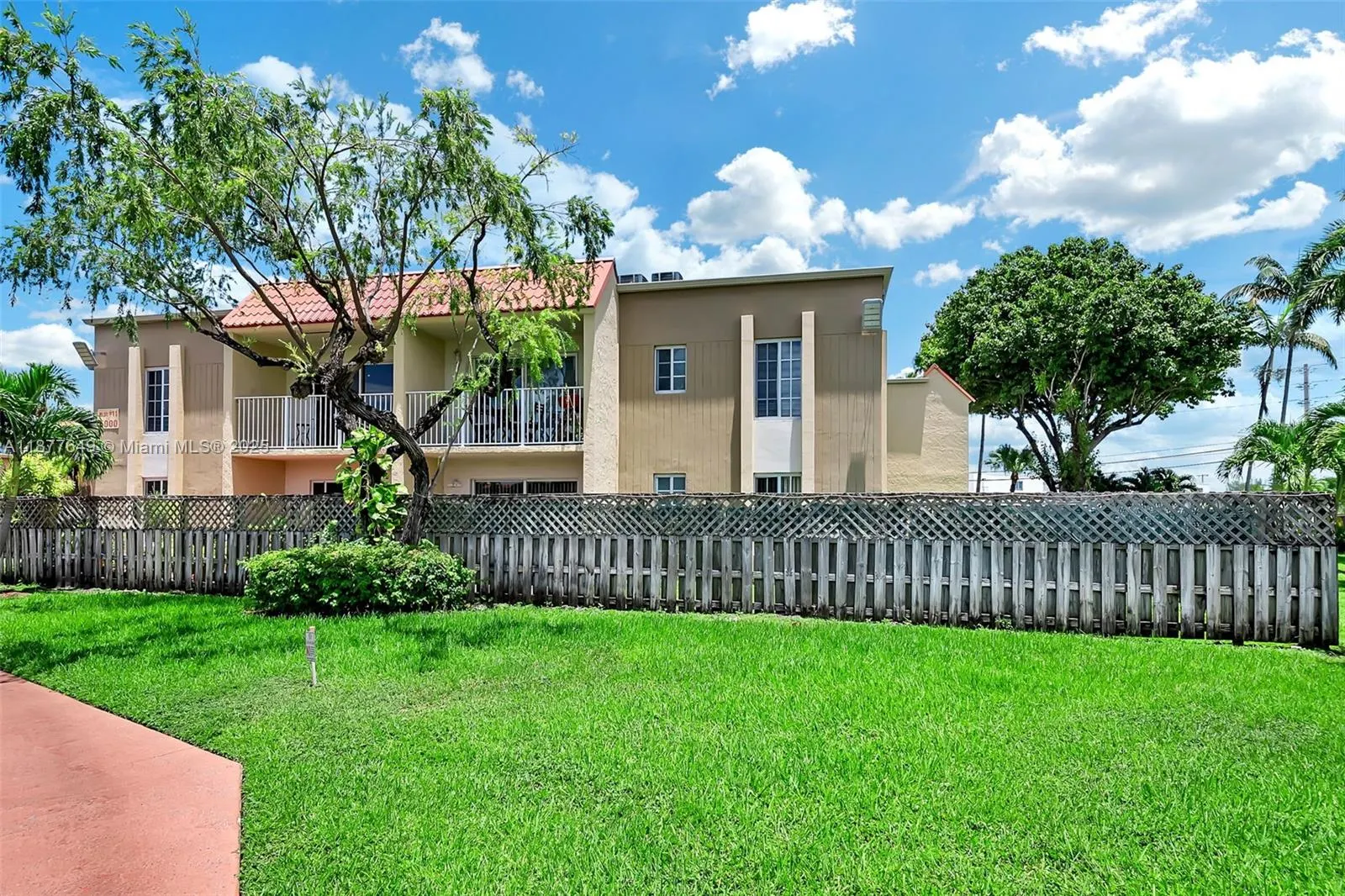 5000 NW 79th Ave, #212