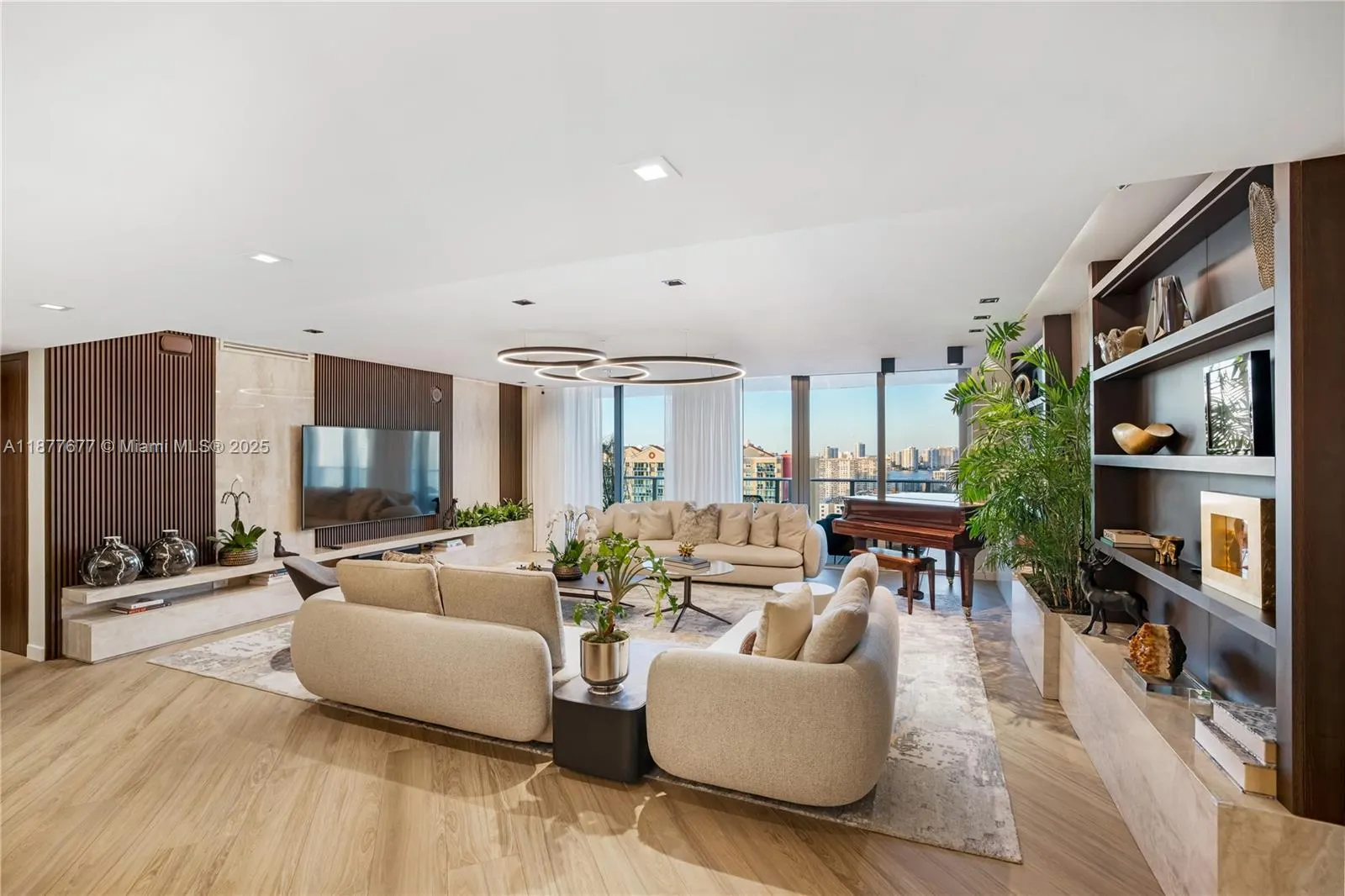 330 Sunny Isles Blvd, #5-2403