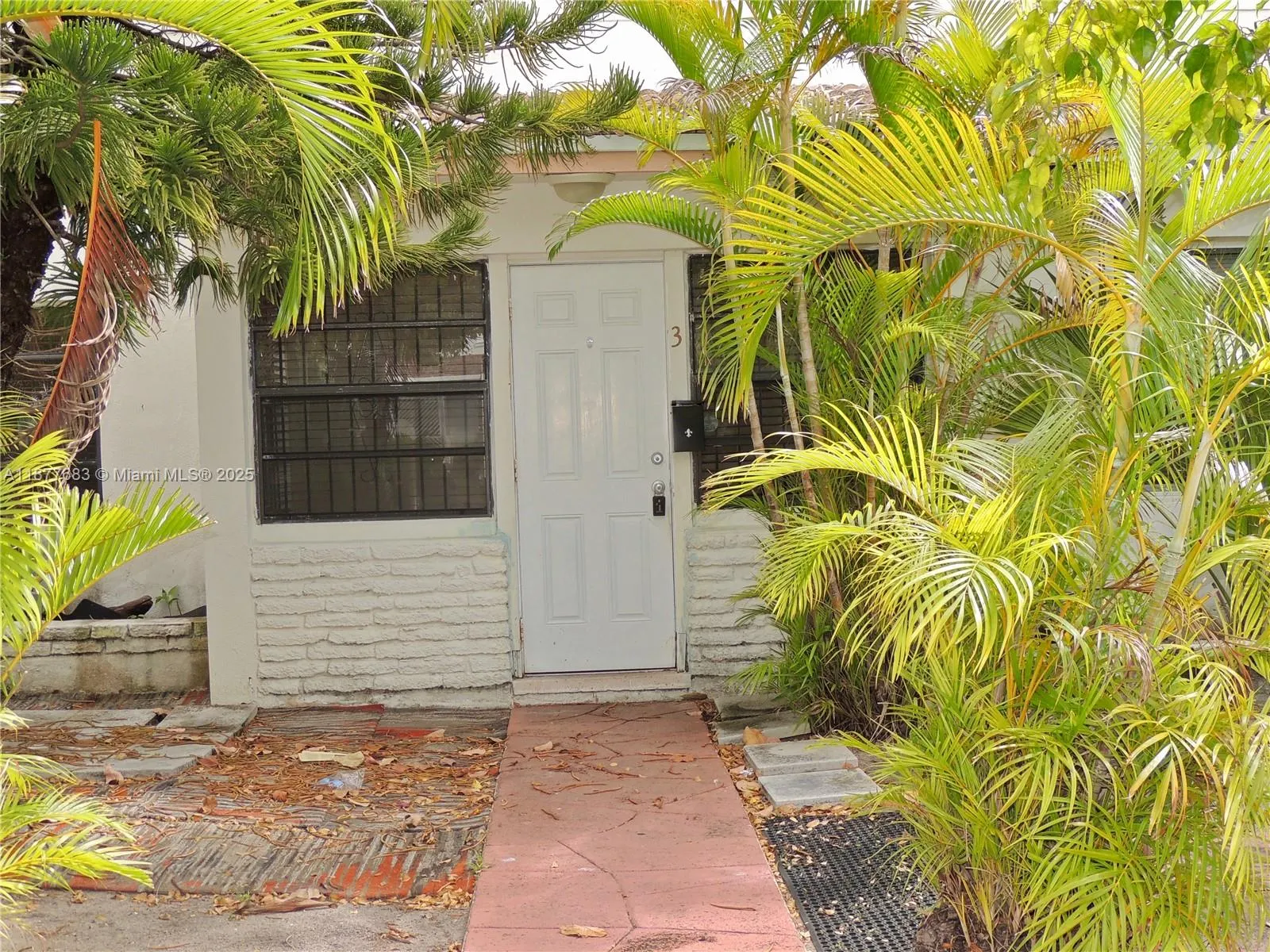 2243 Calais Dr, #3
