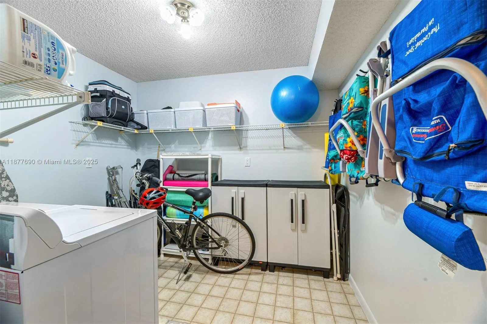 4955 E Sabal Palm Blvd, #305