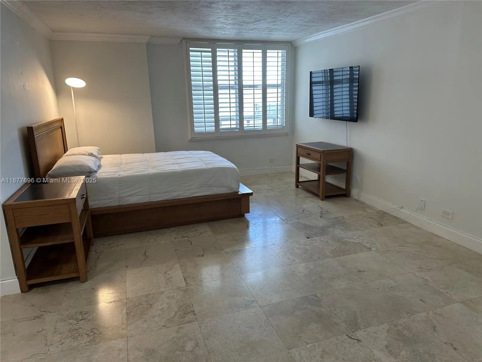 6039 Collins Ave, #PH21