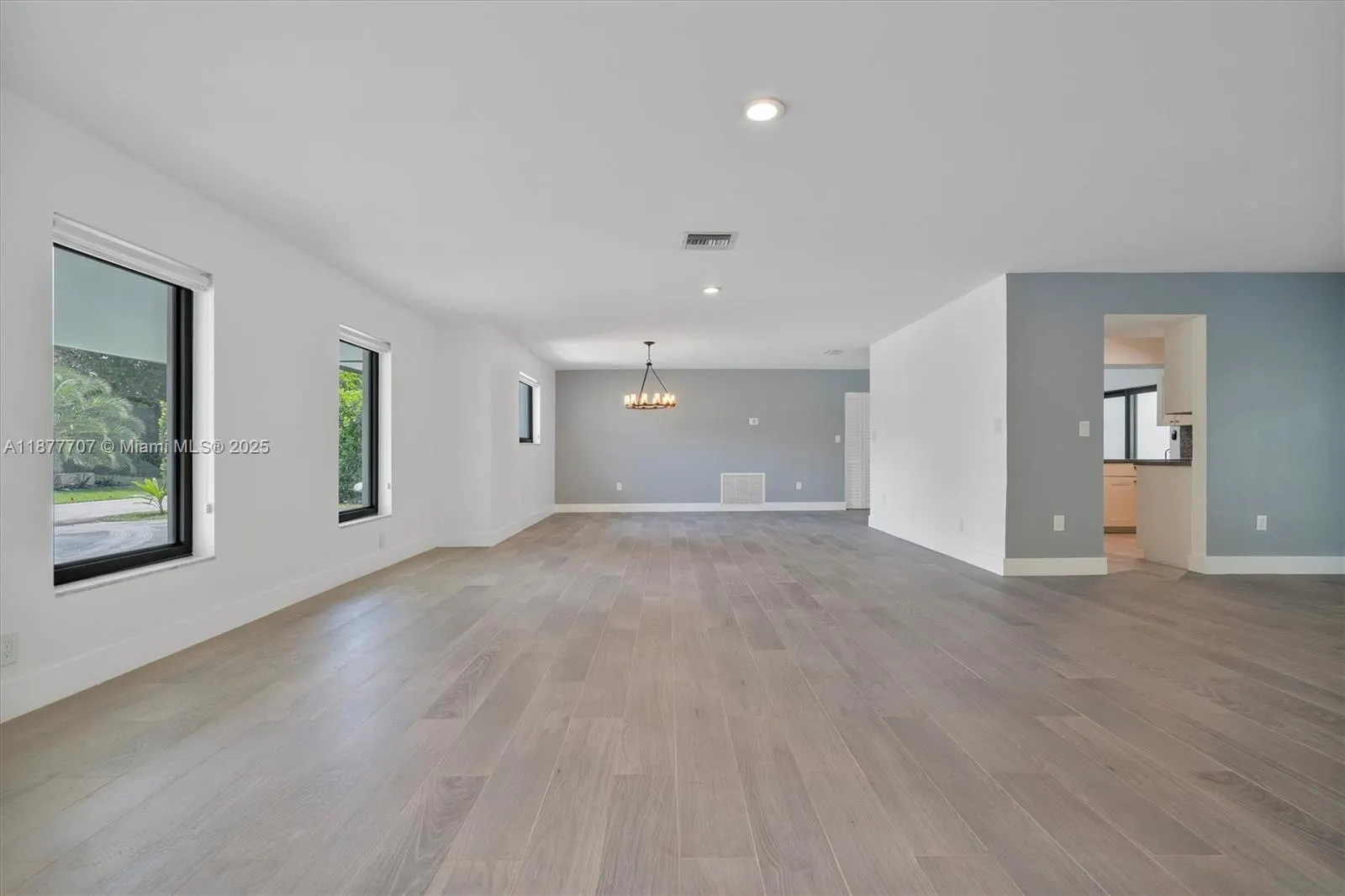 1245 NE 85 St