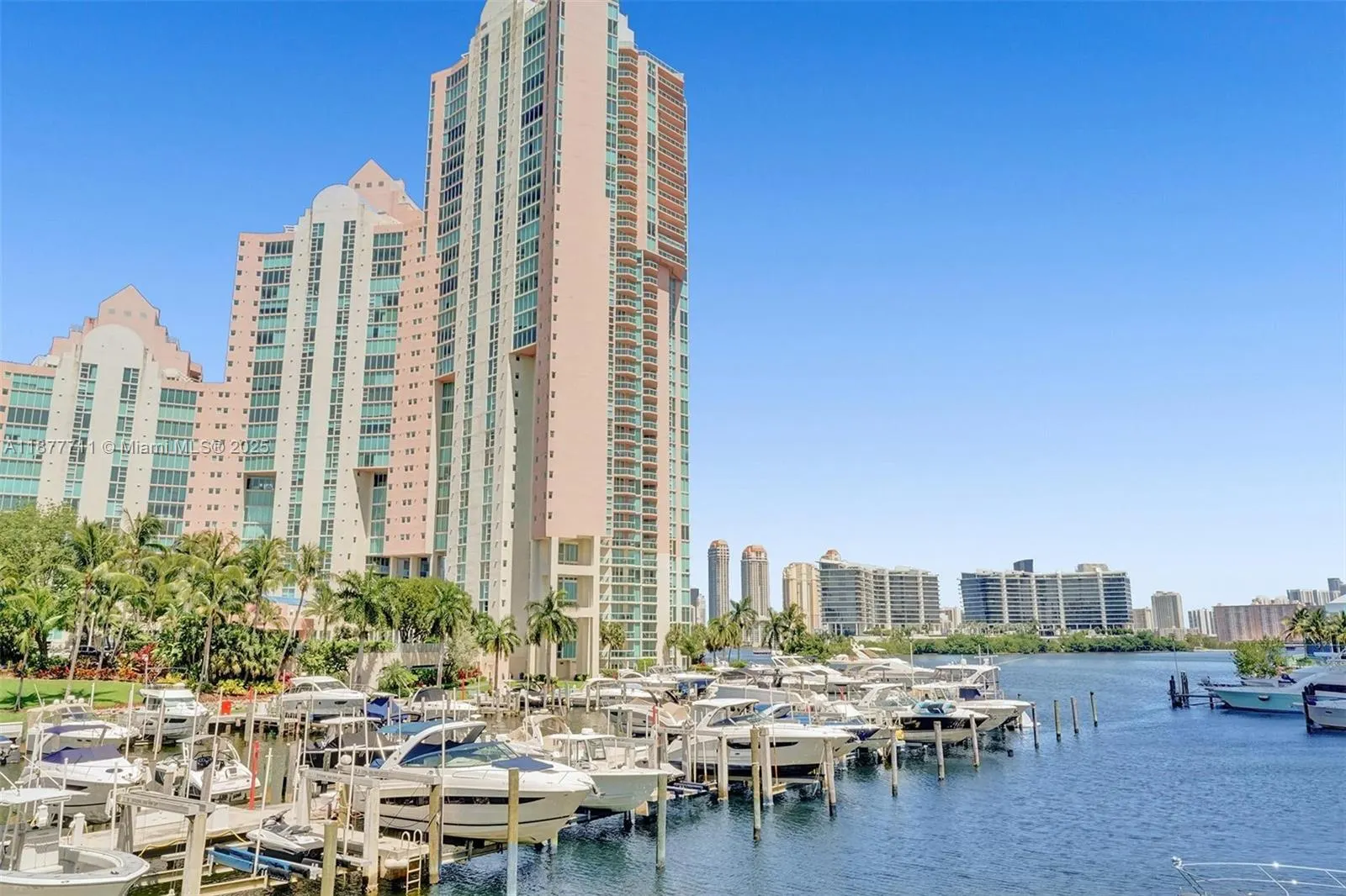 3370 Hidden Bay Dr, #2915