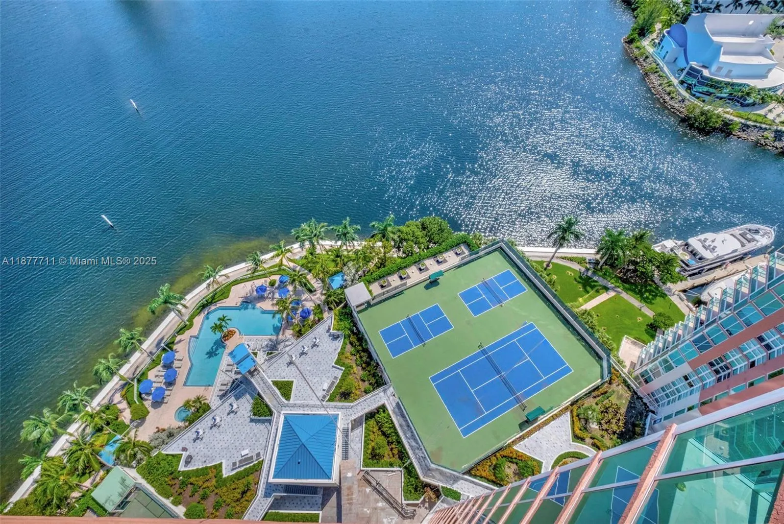 3370 Hidden Bay Dr, #2915