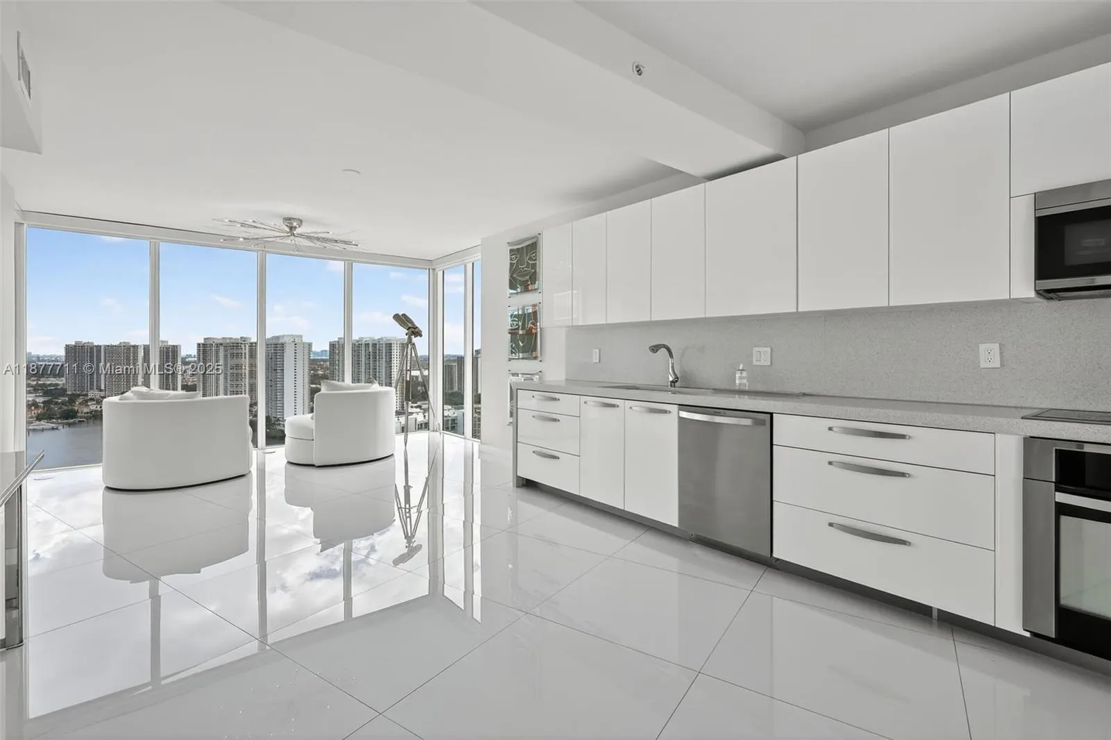3370 Hidden Bay Dr, #2915