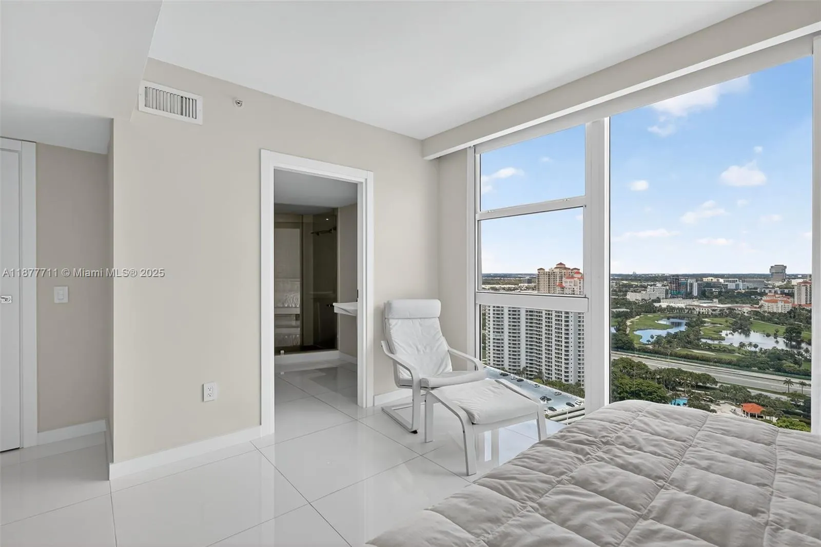 3370 Hidden Bay Dr, #2915