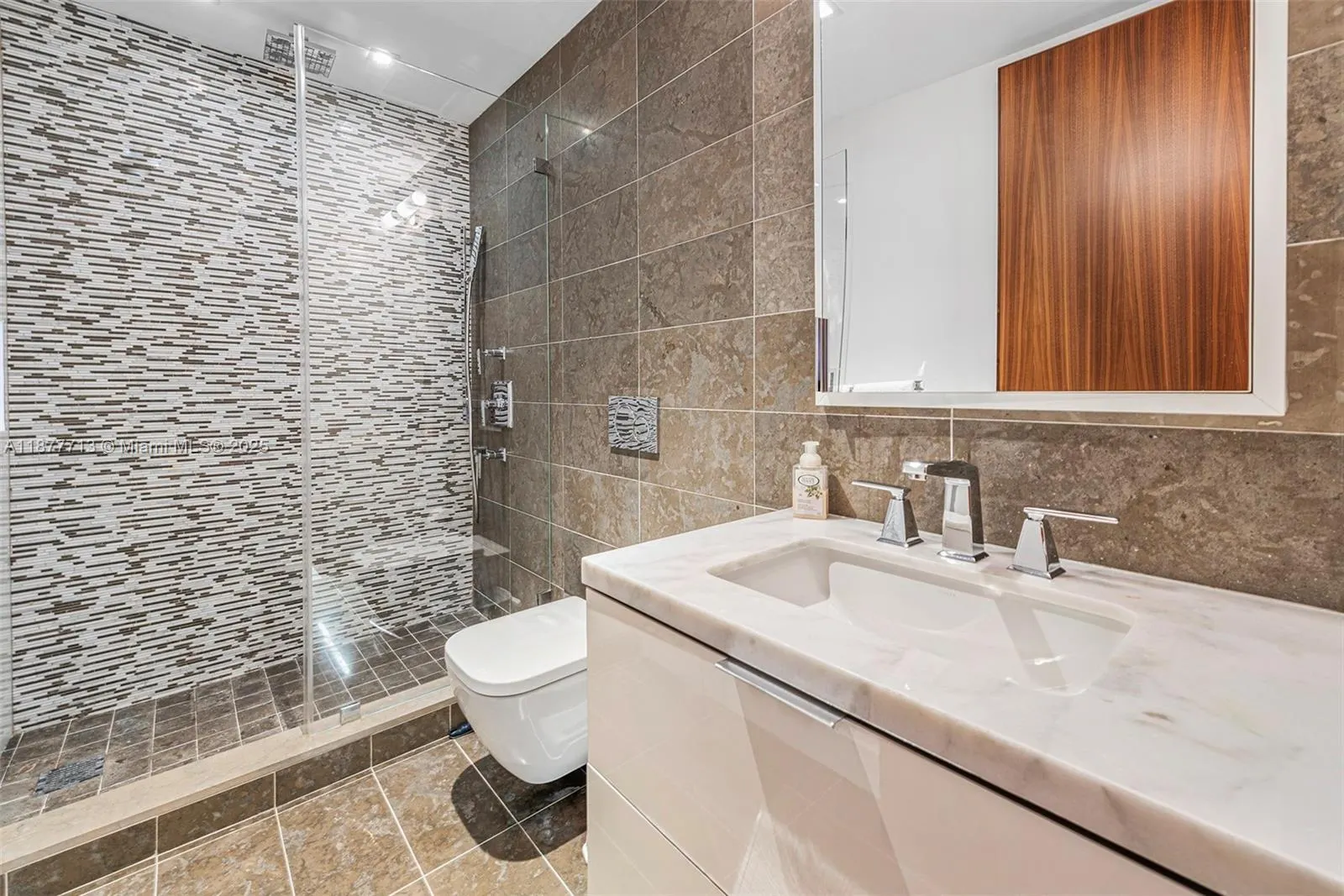 7966 Fisher Island Dr, #7966
