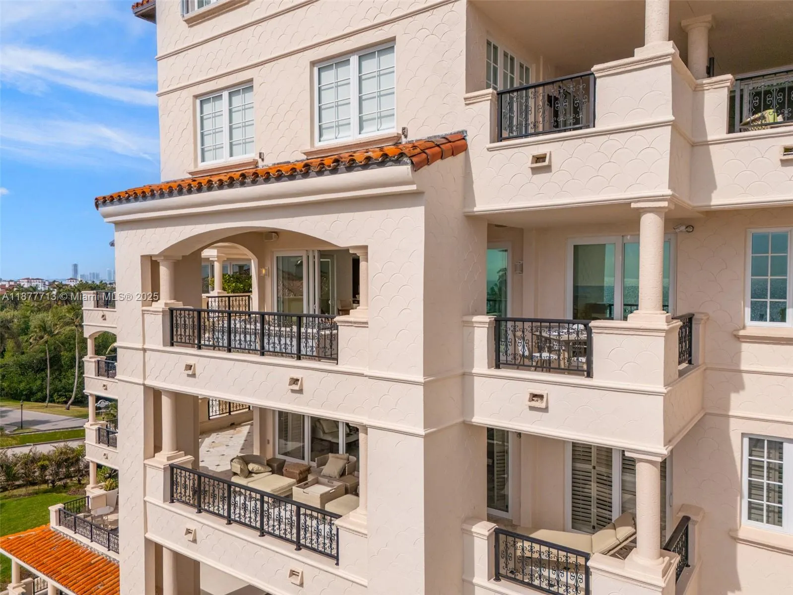 7966 Fisher Island Dr, #7966