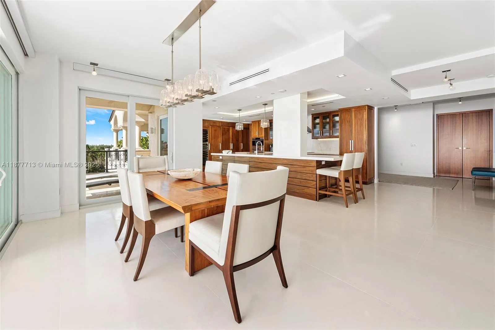 7966 Fisher Island Dr, #7966