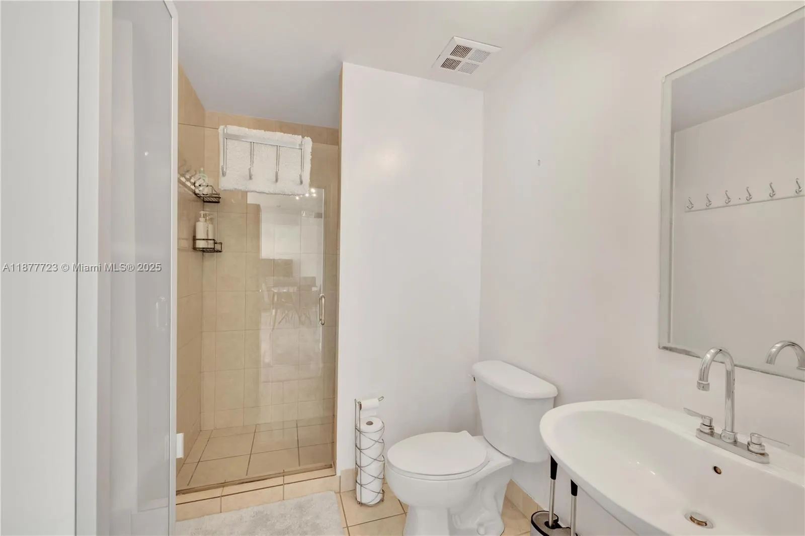 10 SW South River Dr, #1111