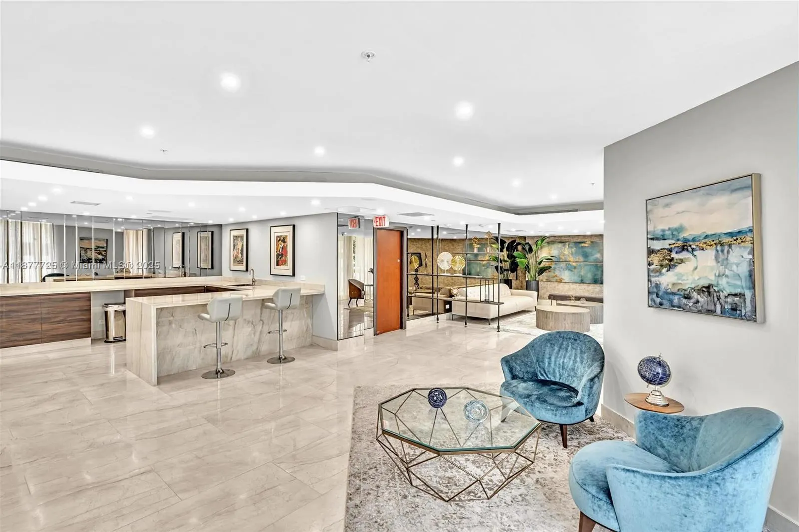20191 E Country Club Dr, #2602
