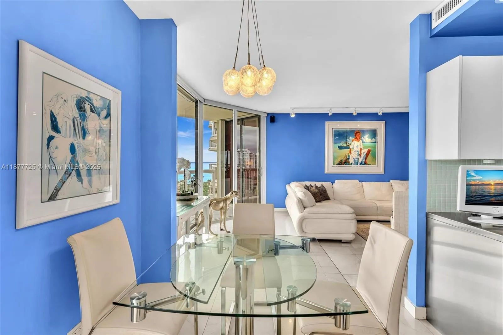 20191 E Country Club Dr, #2602