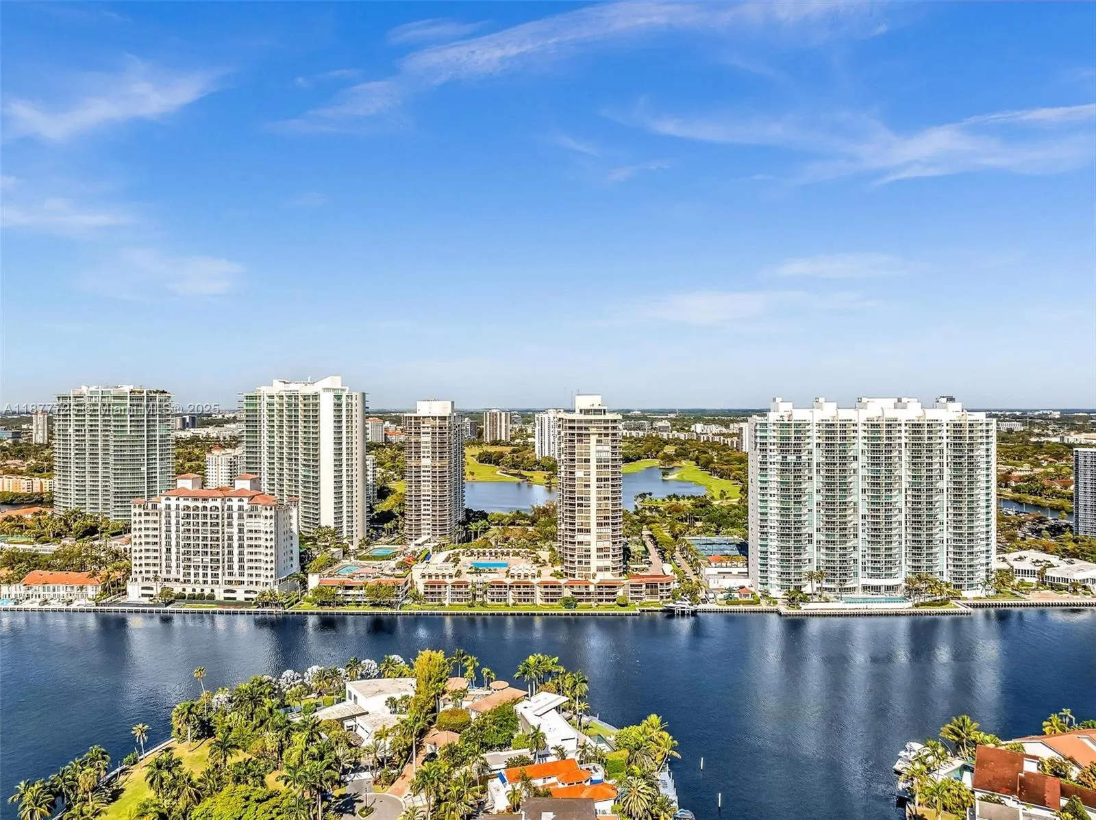 20191 E Country Club Dr, #2602