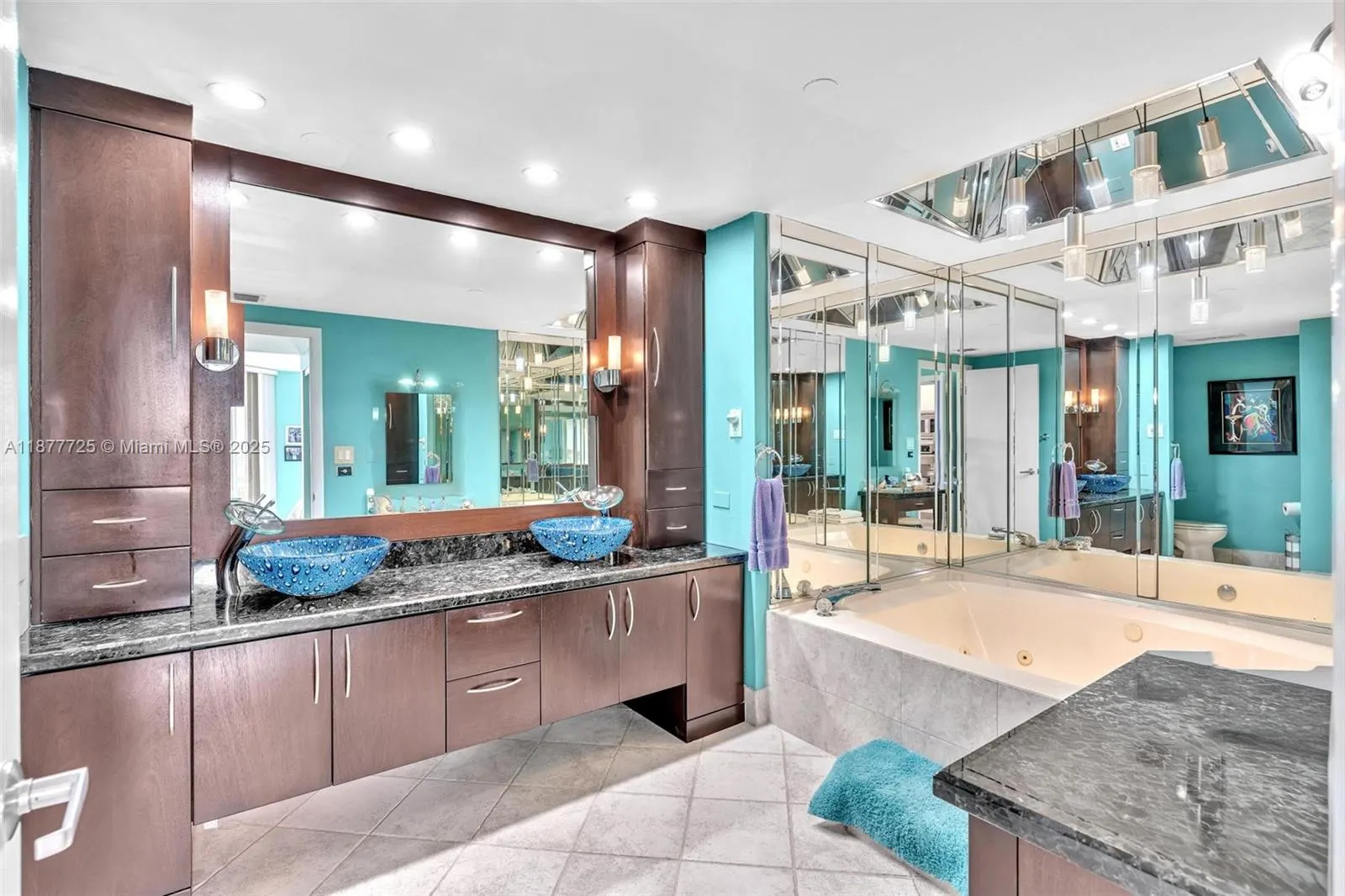 20191 E Country Club Dr, #2602